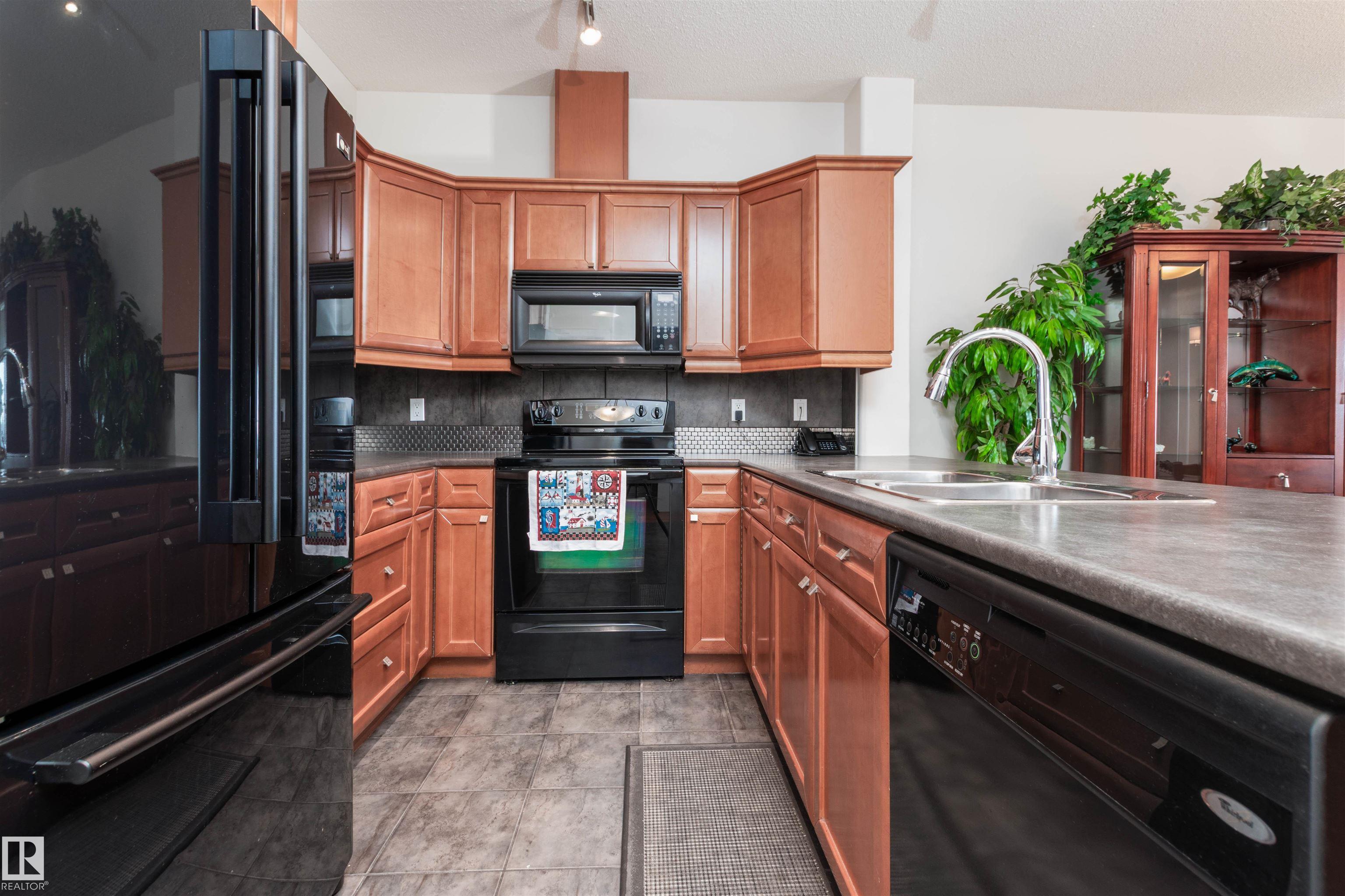 439 - 300 Palisades Way, Centennial Village, Sherwood Park