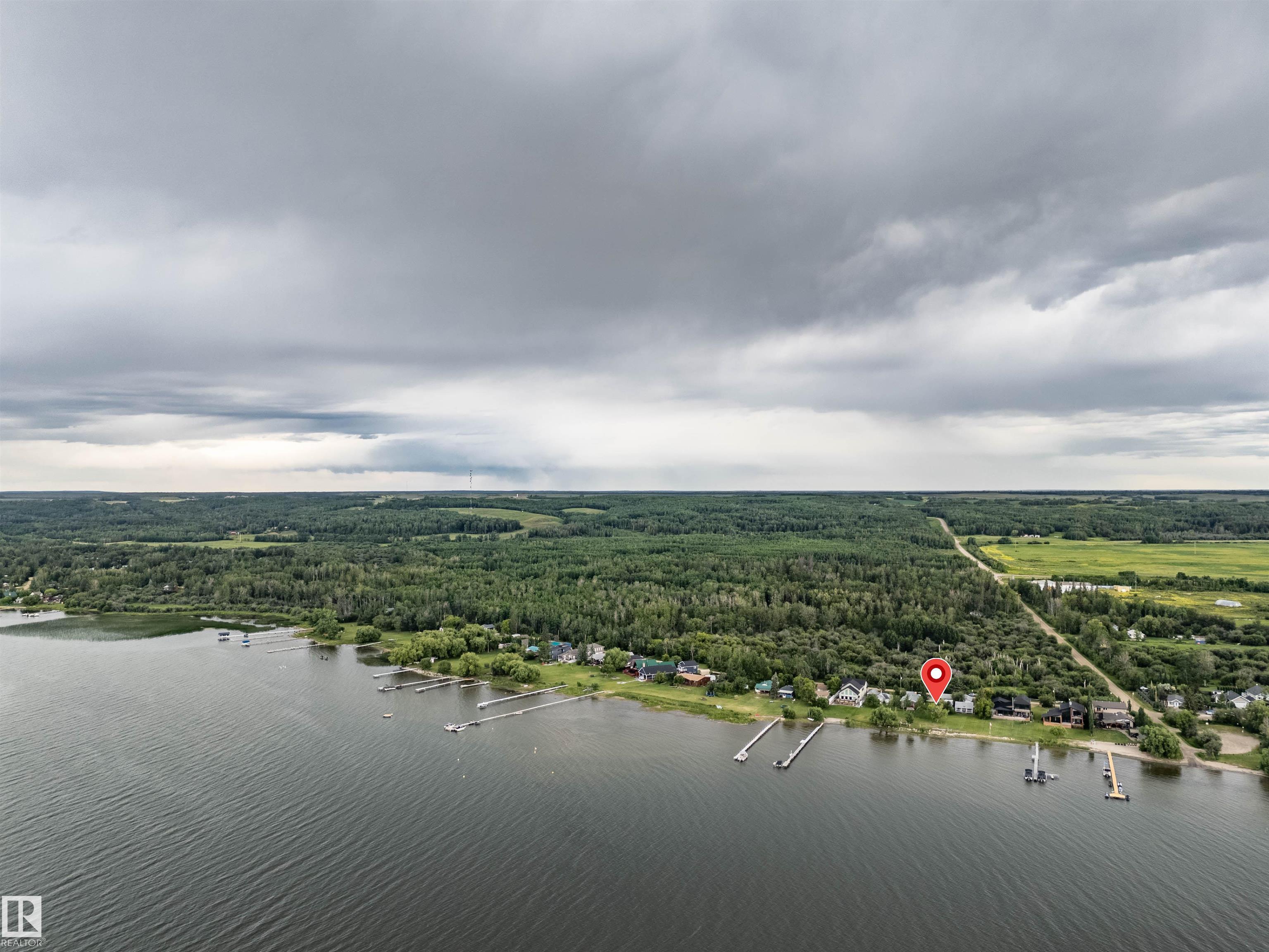 Photo 12 at 53026 Rge Road 43, Wabamun Beach, Rural Parkland County