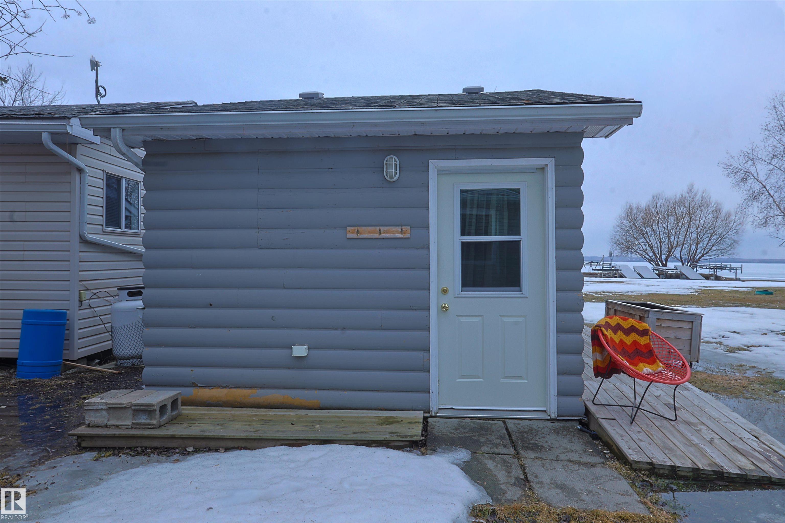 Photo 23 at 53026 Rge Road 43, Wabamun Beach, Rural Parkland County