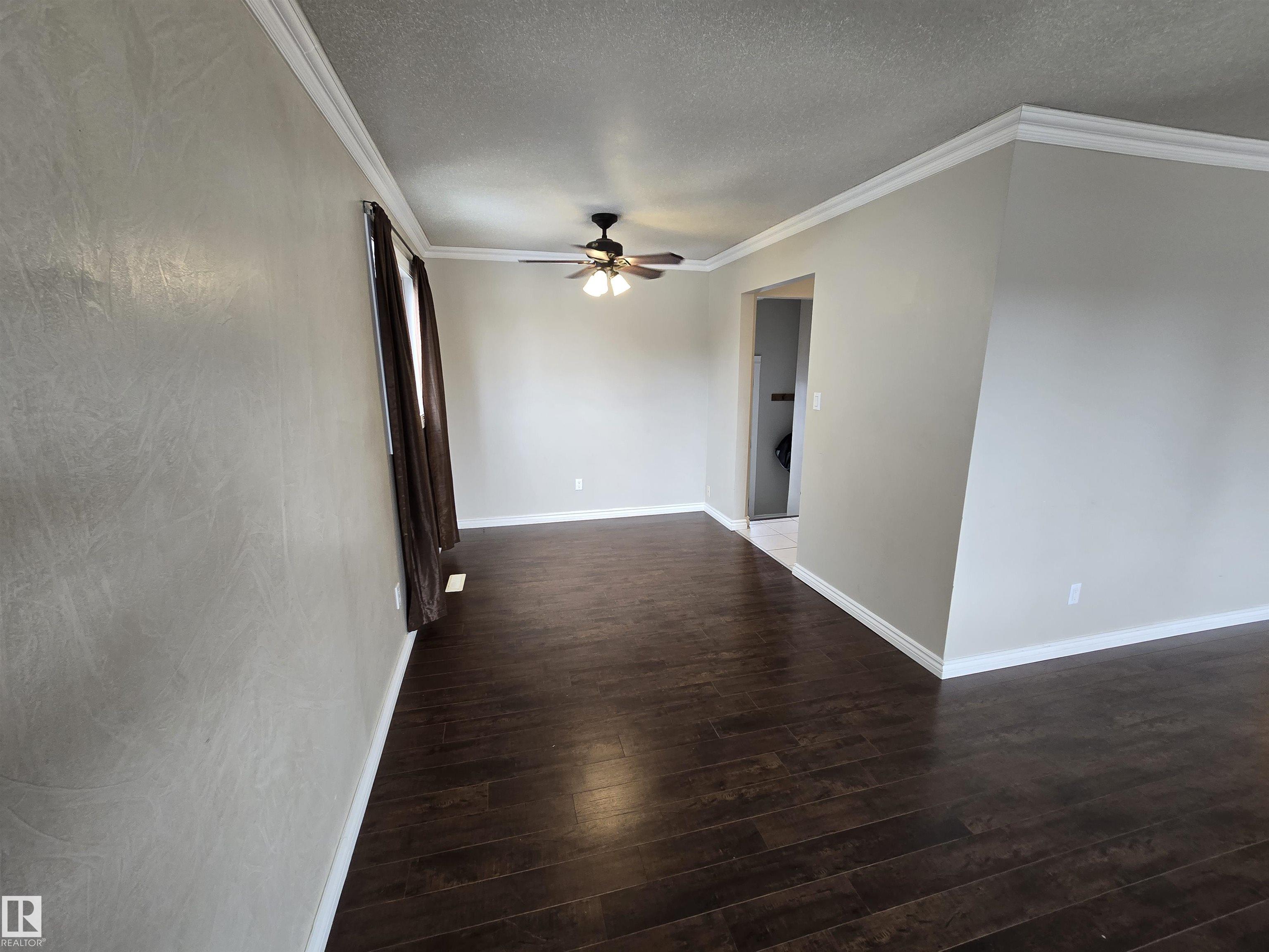 Photo 11 at 9604 98a Street, Morinville