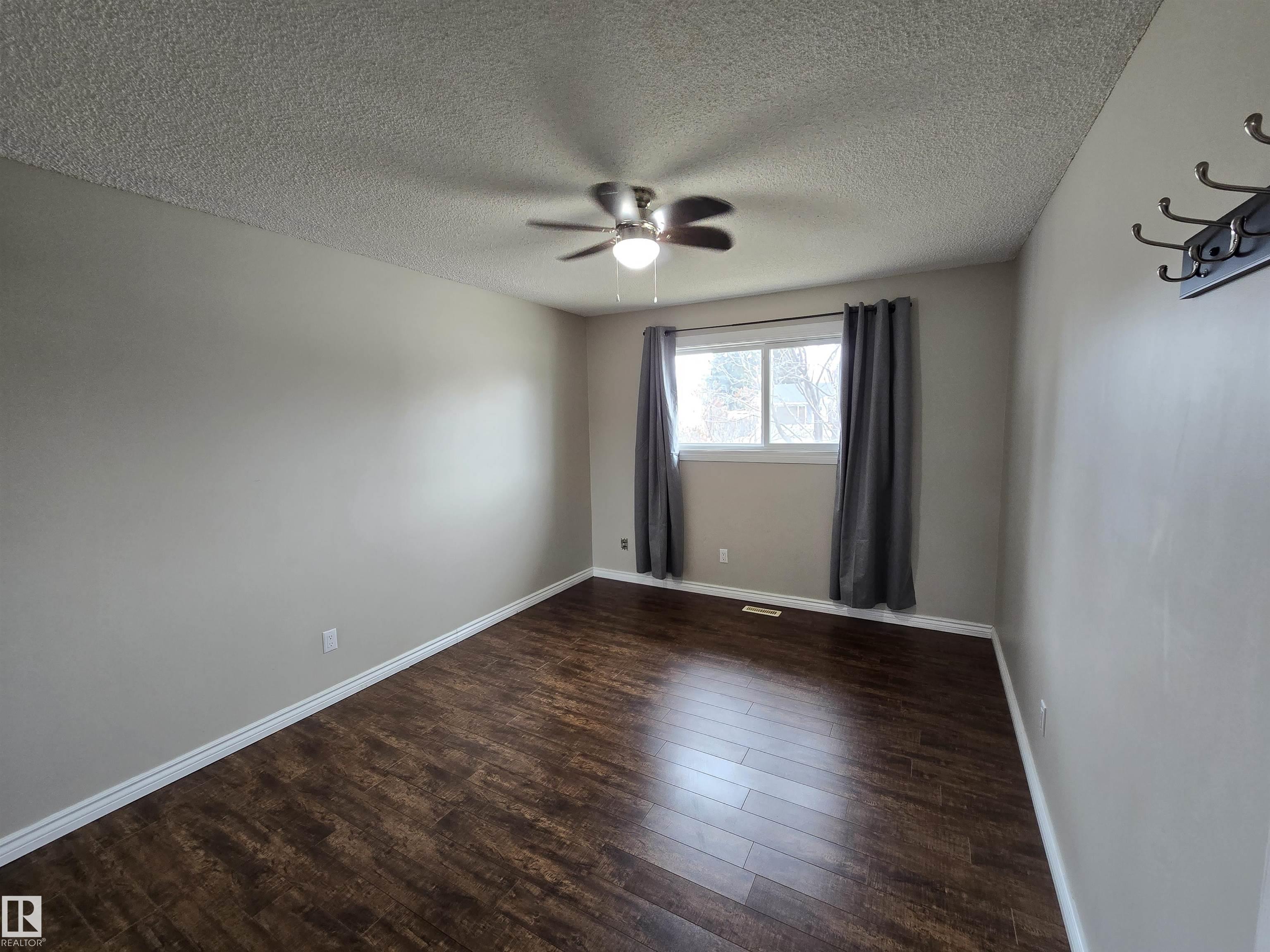 Photo 20 at 9604 98a Street, Morinville