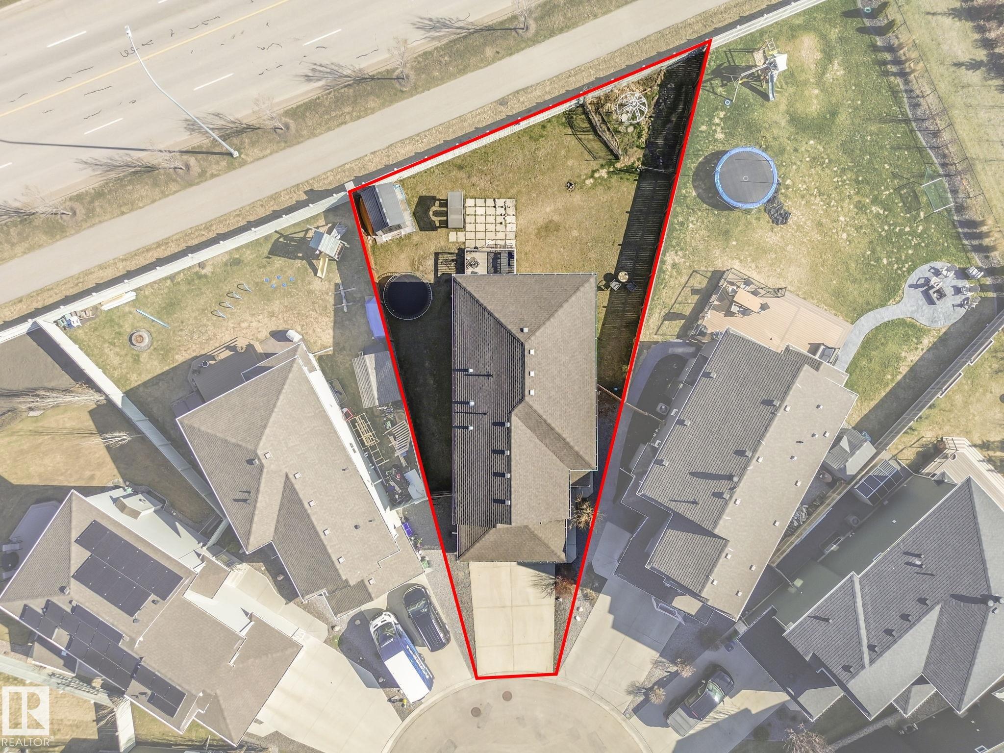 Photo 10 at 3910 49 Avenue, Forest Heights, Beaumont