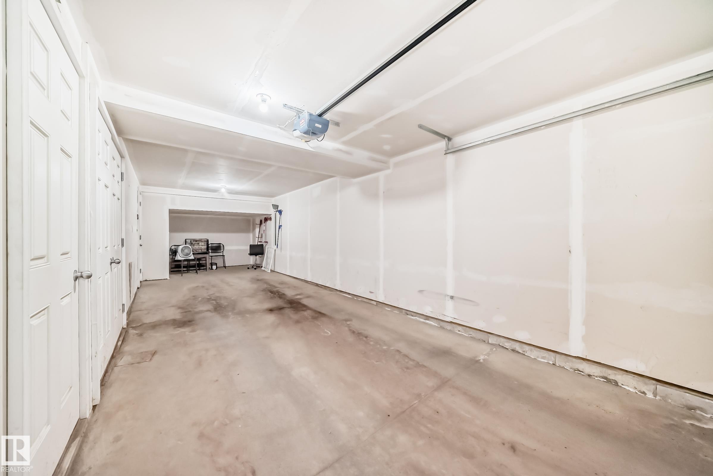 https://zimg.paragon.ice.com/ParagonImages/Property/PM/RAE/225394827/55/0/0/08d9bd8868fdcbd5cb0fdcc4852af1d5/1/a8dd74aa1fb4f65cce4f73447edd2ed2/225394827-a45edb1f-a1b5-4628-aa23-9cb8282508ce.JPG