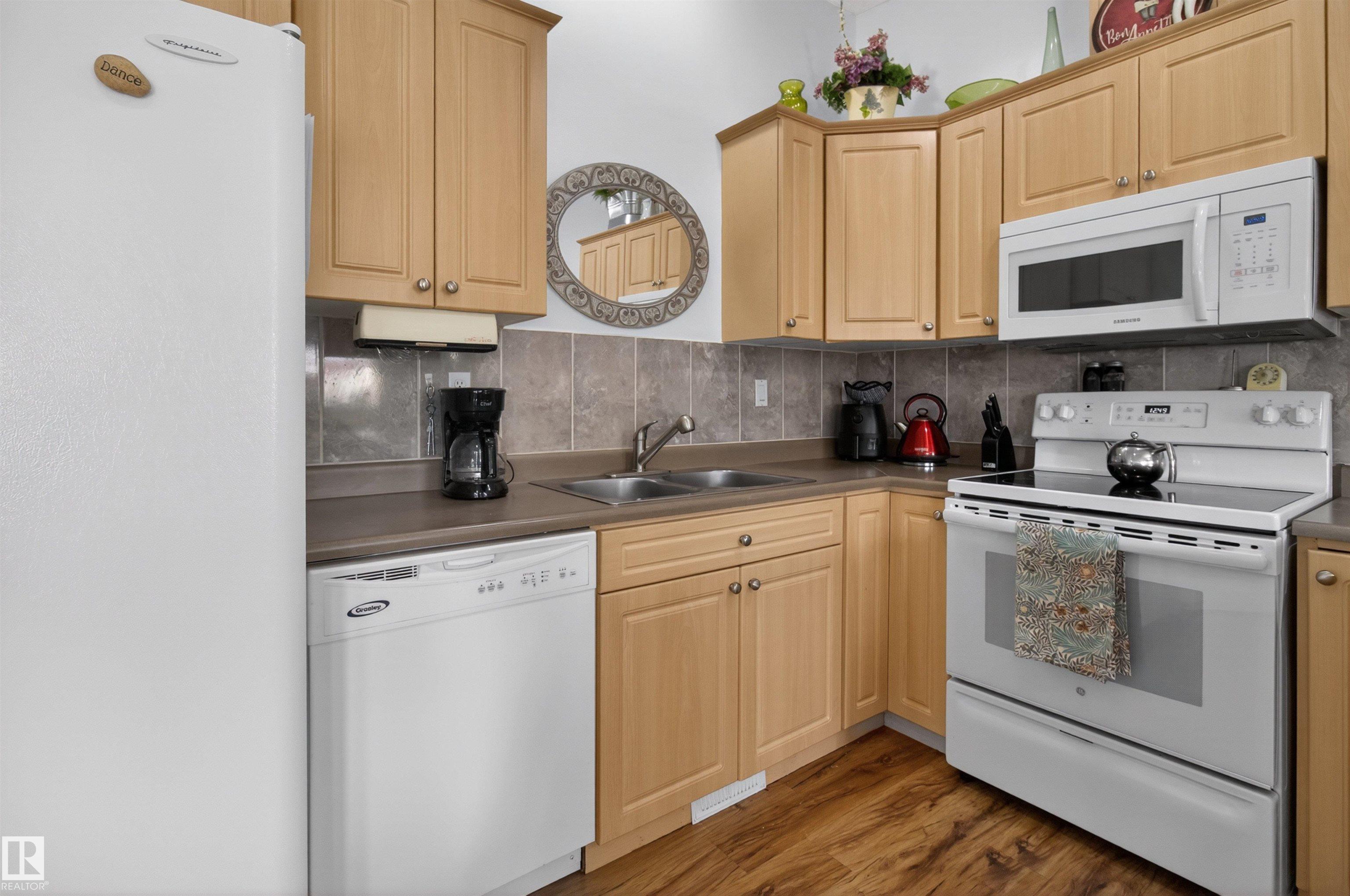 Photo 17 at 202 - 10502 101 Avenue, Morinville