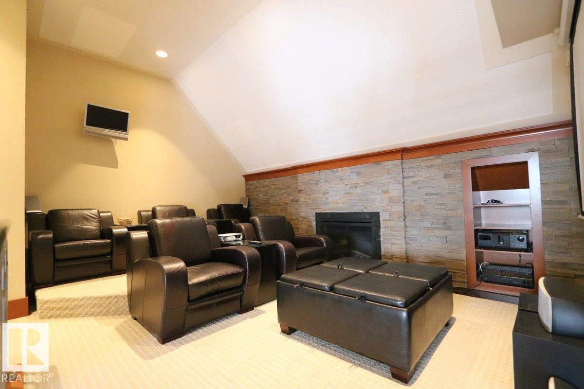 https://zimg.paragon.ice.com/ParagonImages/Property/PM/RAE/225394834/41/0/0/ba837ef3268e84a0cbdc0f46b15445ba/1/a0c0aa1750238208fd10f2ae9d2b05be/225394834-BA769A7B-D6B8-420C-84E0-B39FD2269EA6.JPG