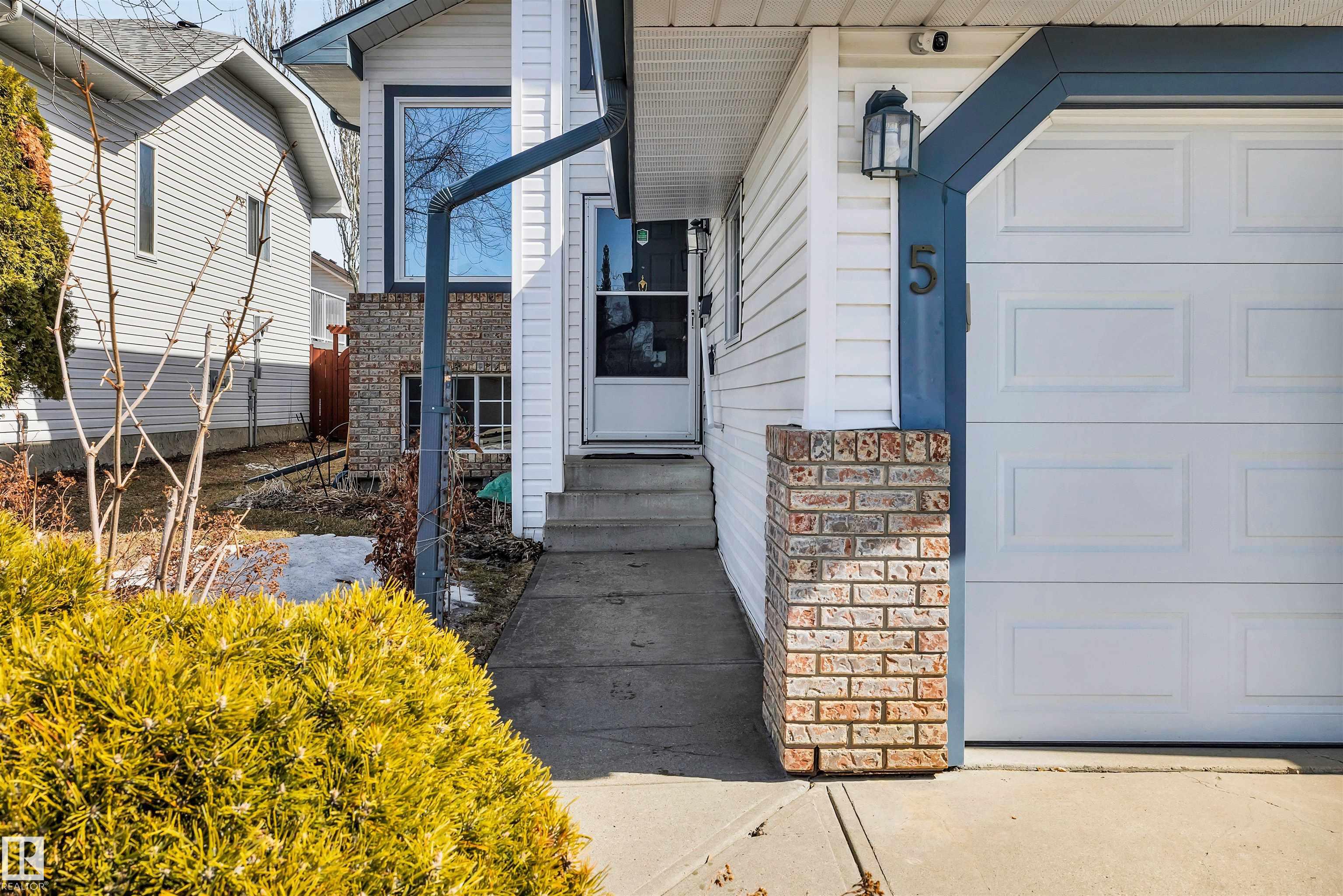 5 Donald Place, Deer Ridge, St. Albert