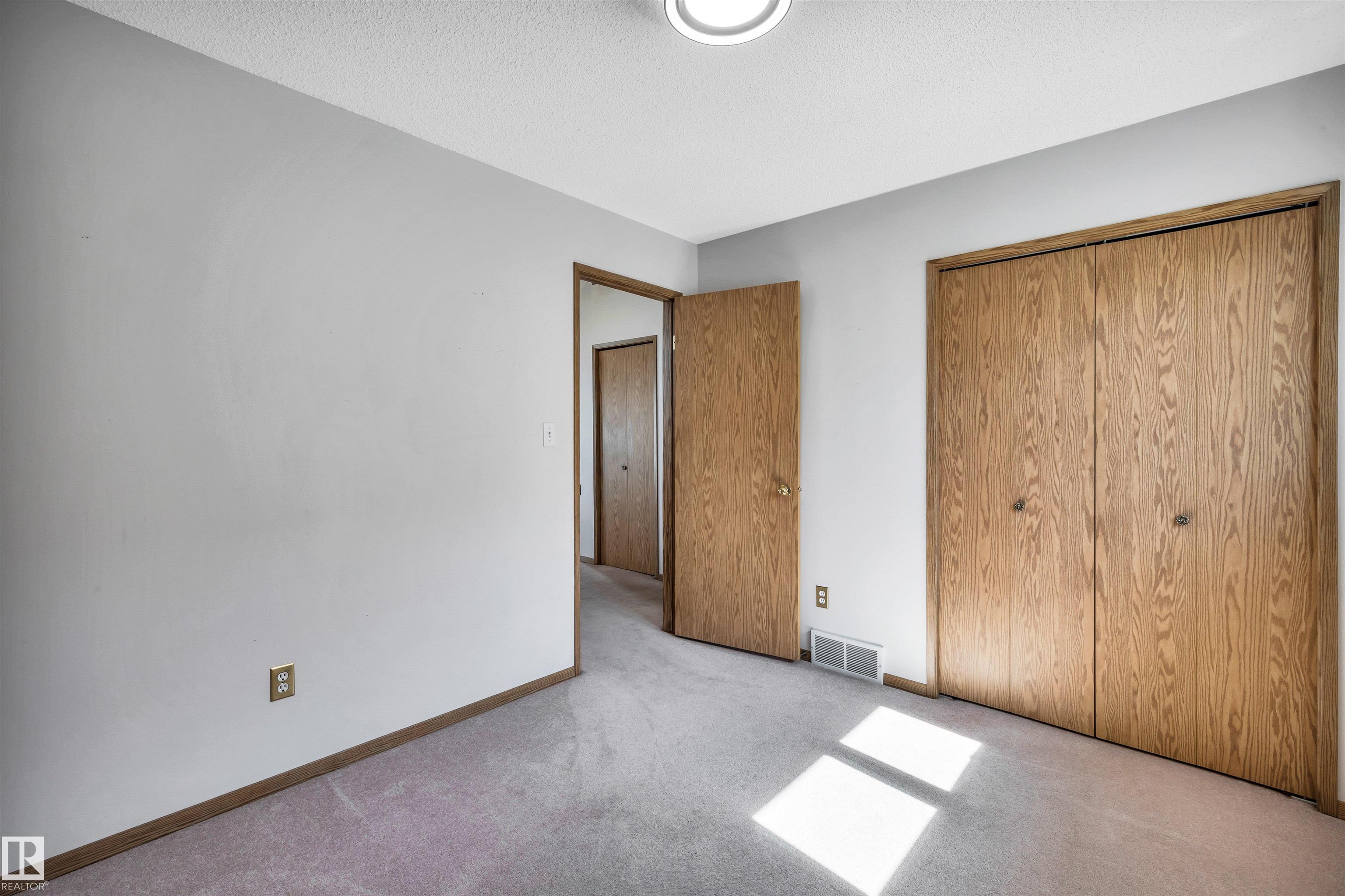 Photo 21 at 5 Donald Place, Deer Ridge, St. Albert