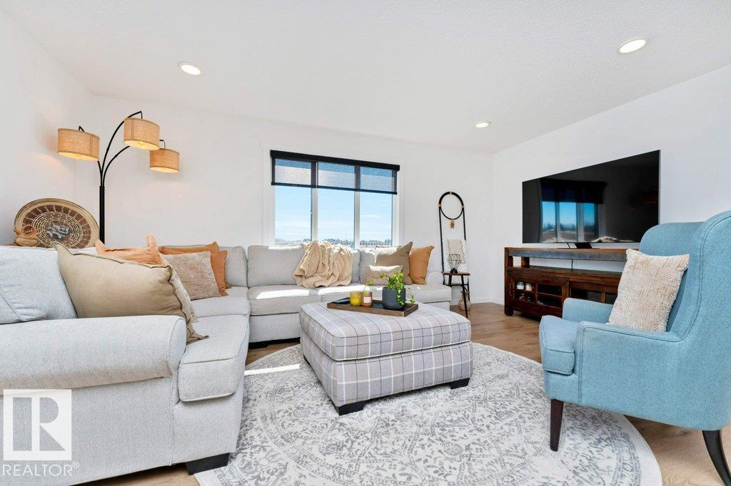 Photo 15 at 1269 Mcleod Avenue, Easton, Spruce Grove