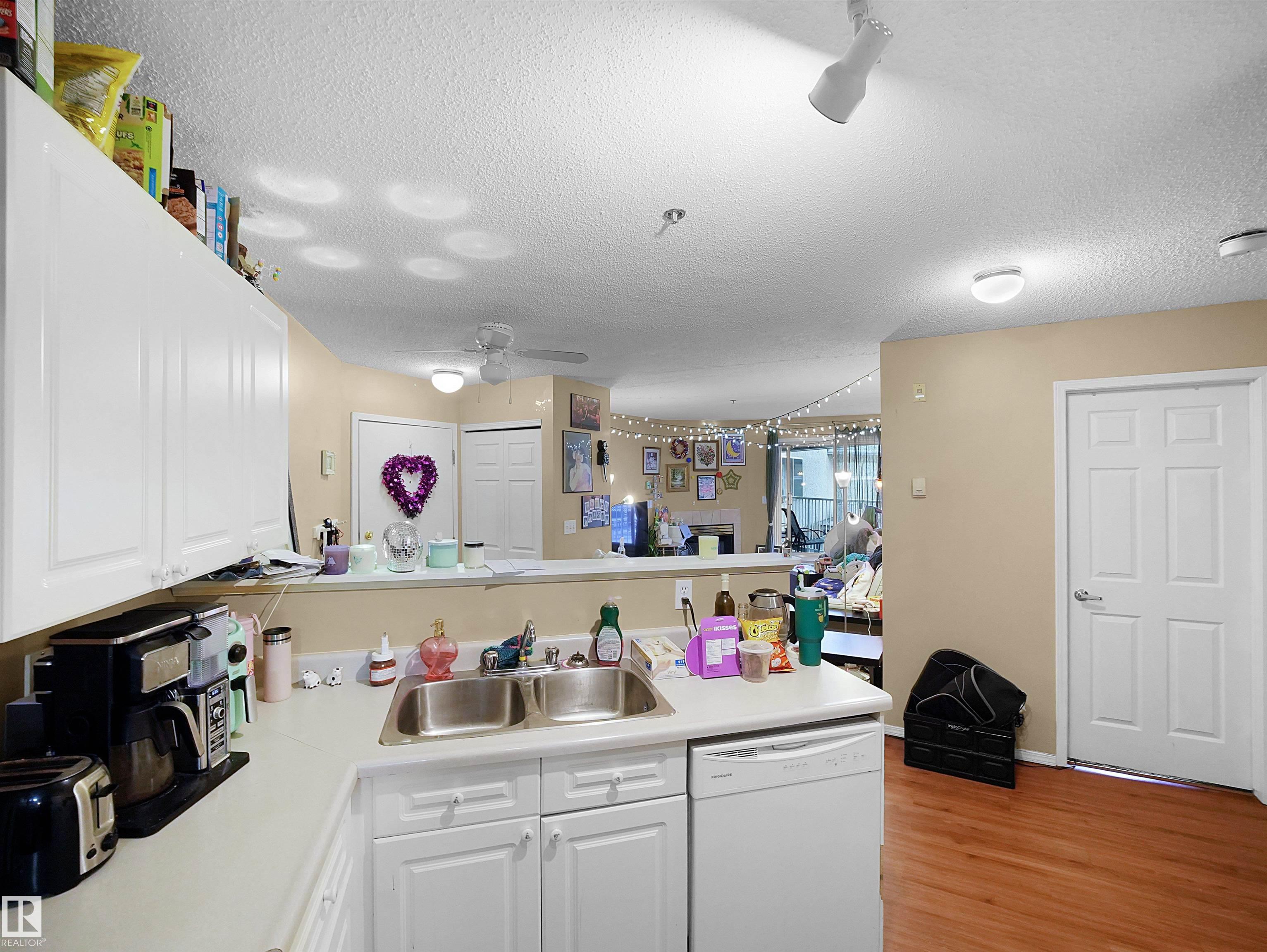 Picture for #10 10331 106 ST NW