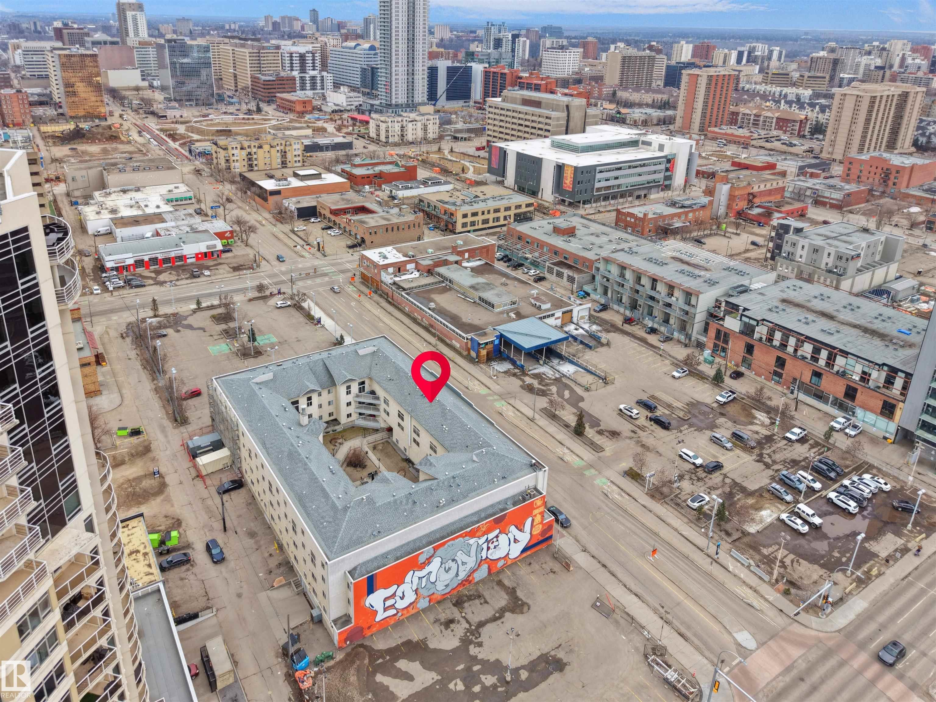 Photo 7 at 10 - 10331 106 Street NW, Downtown, Edmonton