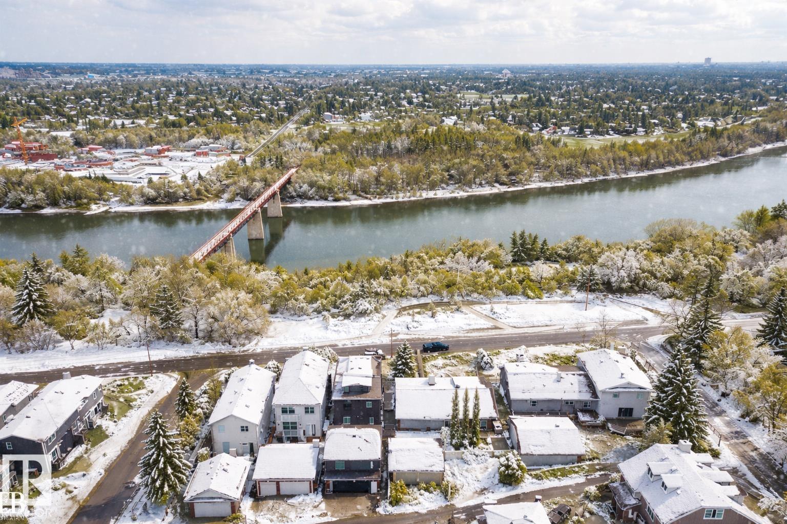 https://zimg.paragon.ice.com/ParagonImages/Property/PM/RAE/225394885/39/0/0/156b1027265e20649d588aa0ad4a62b6/1/67ee918a72dab4733dd38a84ee140437/225394885-26cdfb42-8889-4006-a2c1-e00ee4880d7c.JPG