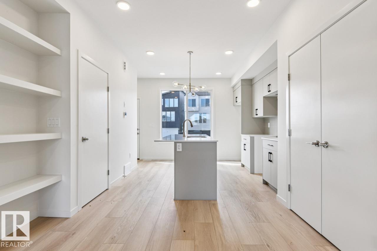 Photo 9 at 464 32 Street SW, Alces, Edmonton