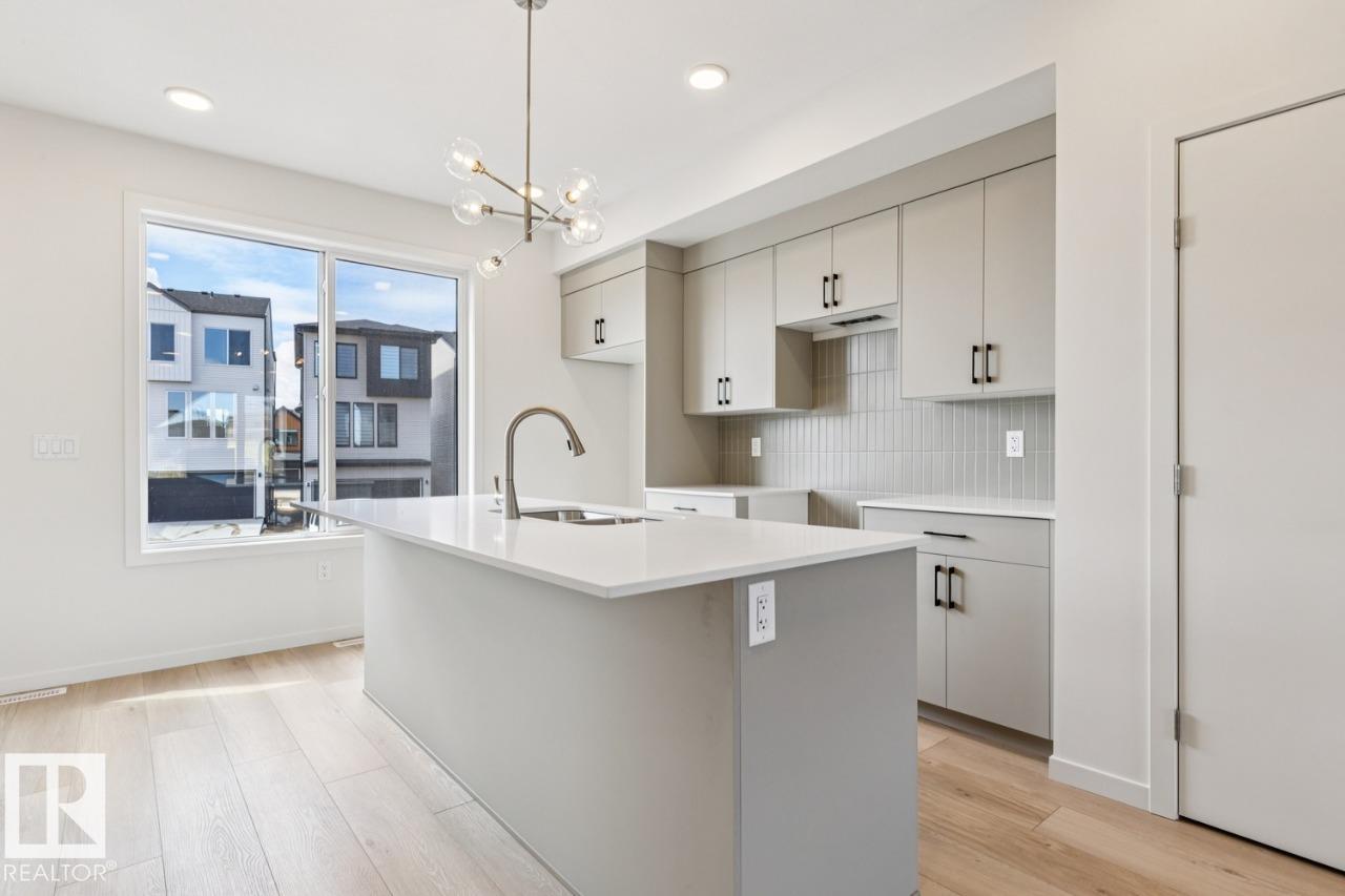 Photo 10 at 464 32 Street SW, Alces, Edmonton