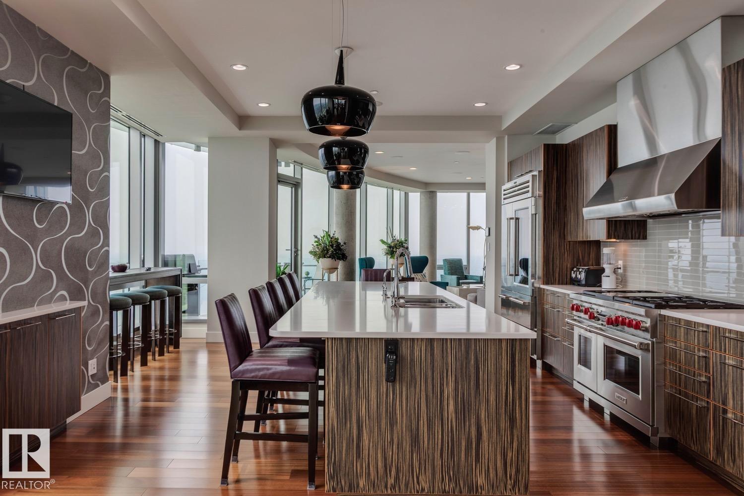 Picture for #3001 11969 JASPER AV NW