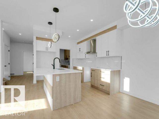 8512 Mayday Run run SW, The Orchards At Ellerslie, Edmonton