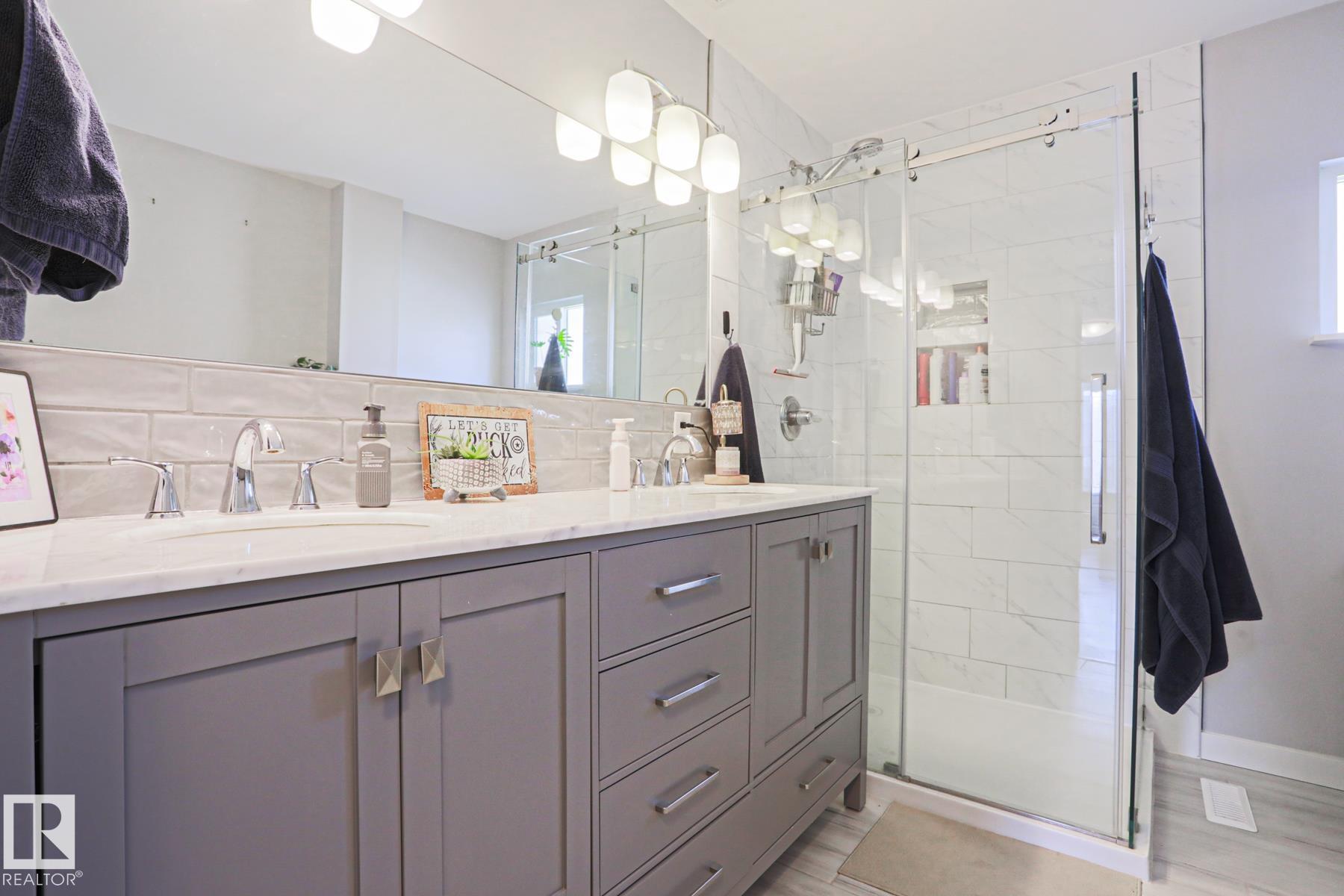 Photo 20 at 9809 95, Morinville