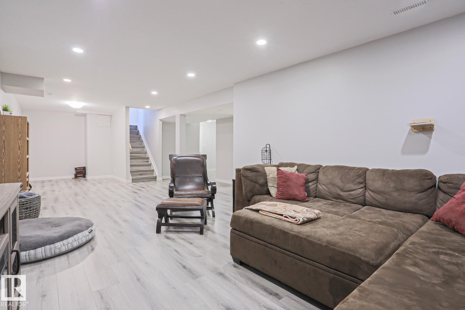 Photo 26 at 9809 95, Morinville