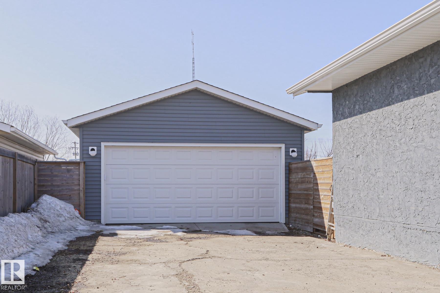 Photo 41 at 9809 95, Morinville