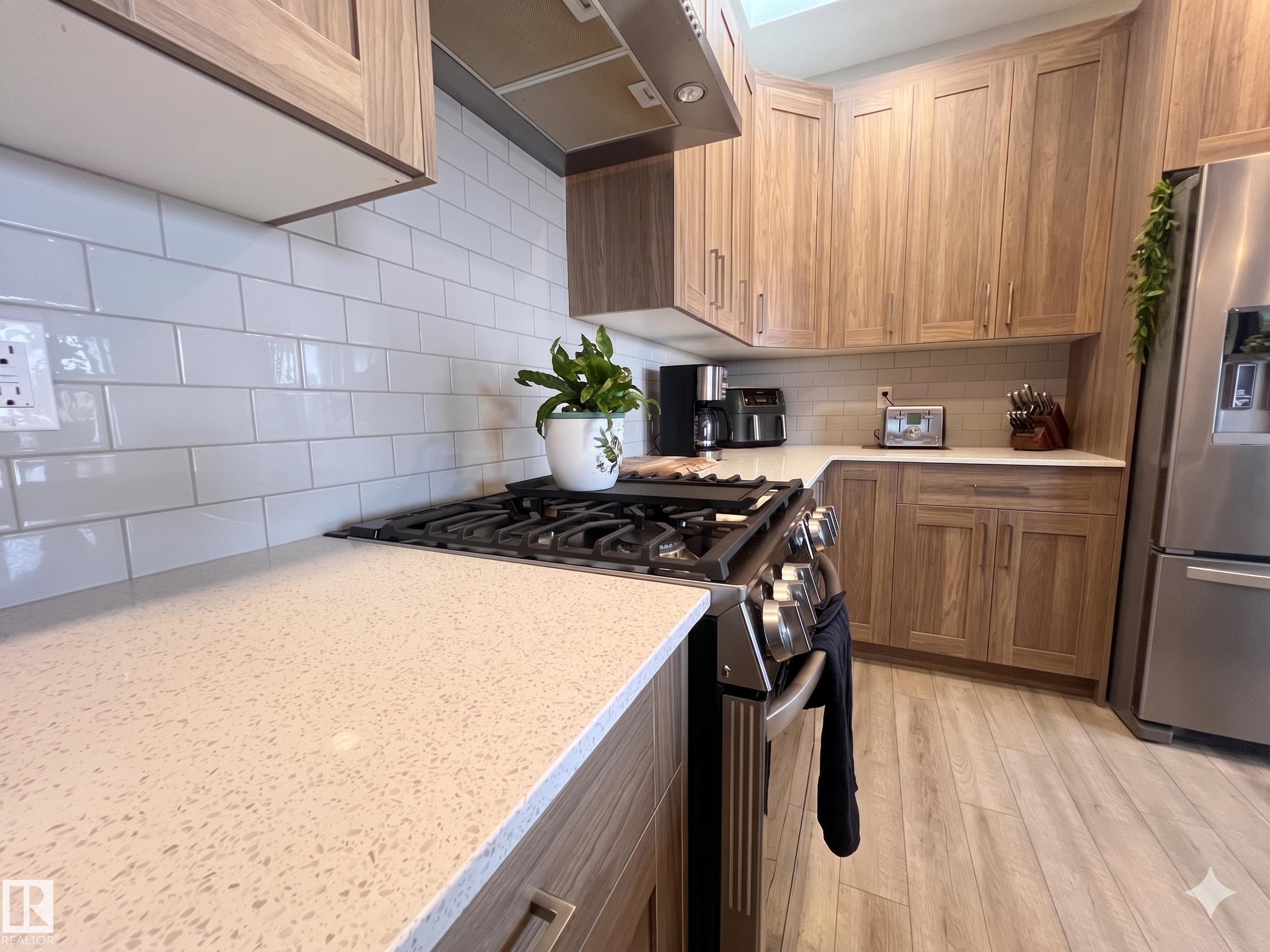 Photo 7 at 2763 Collins Crescent SW, Cavanagh, Edmonton