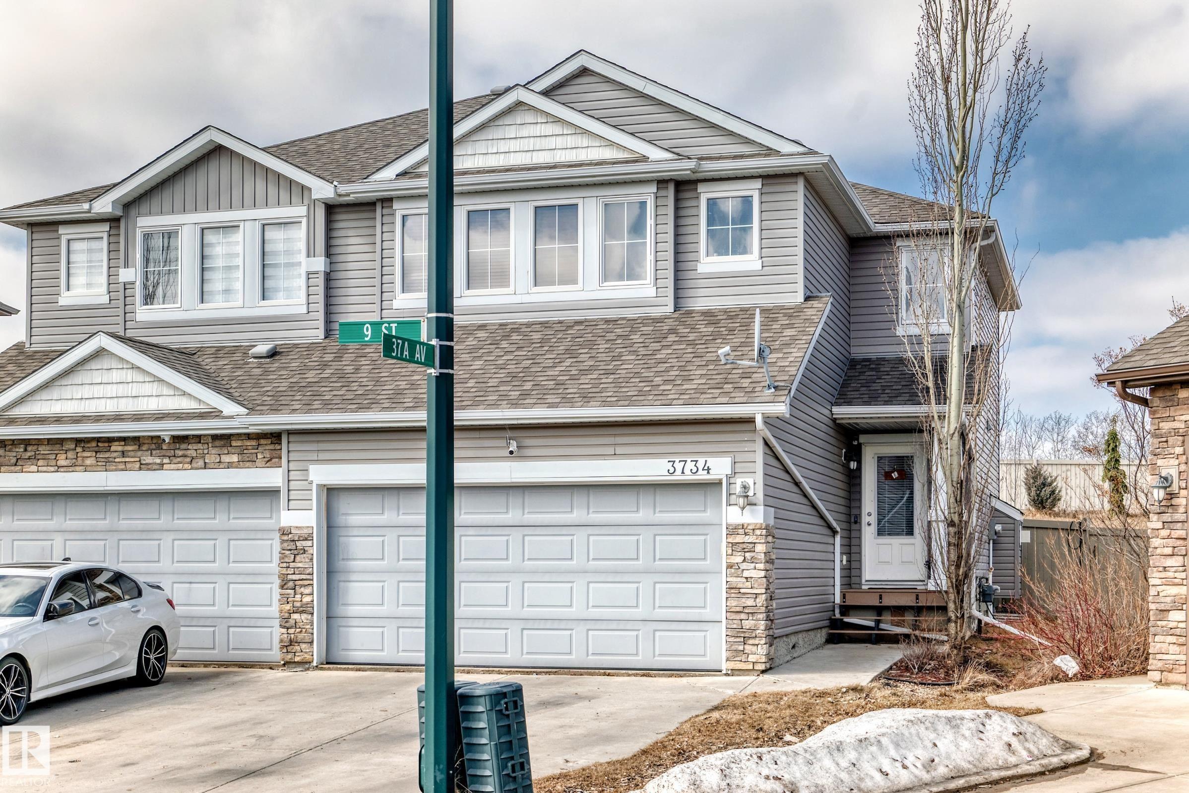 3734 9 Street NW, Maple Crest, Edmonton