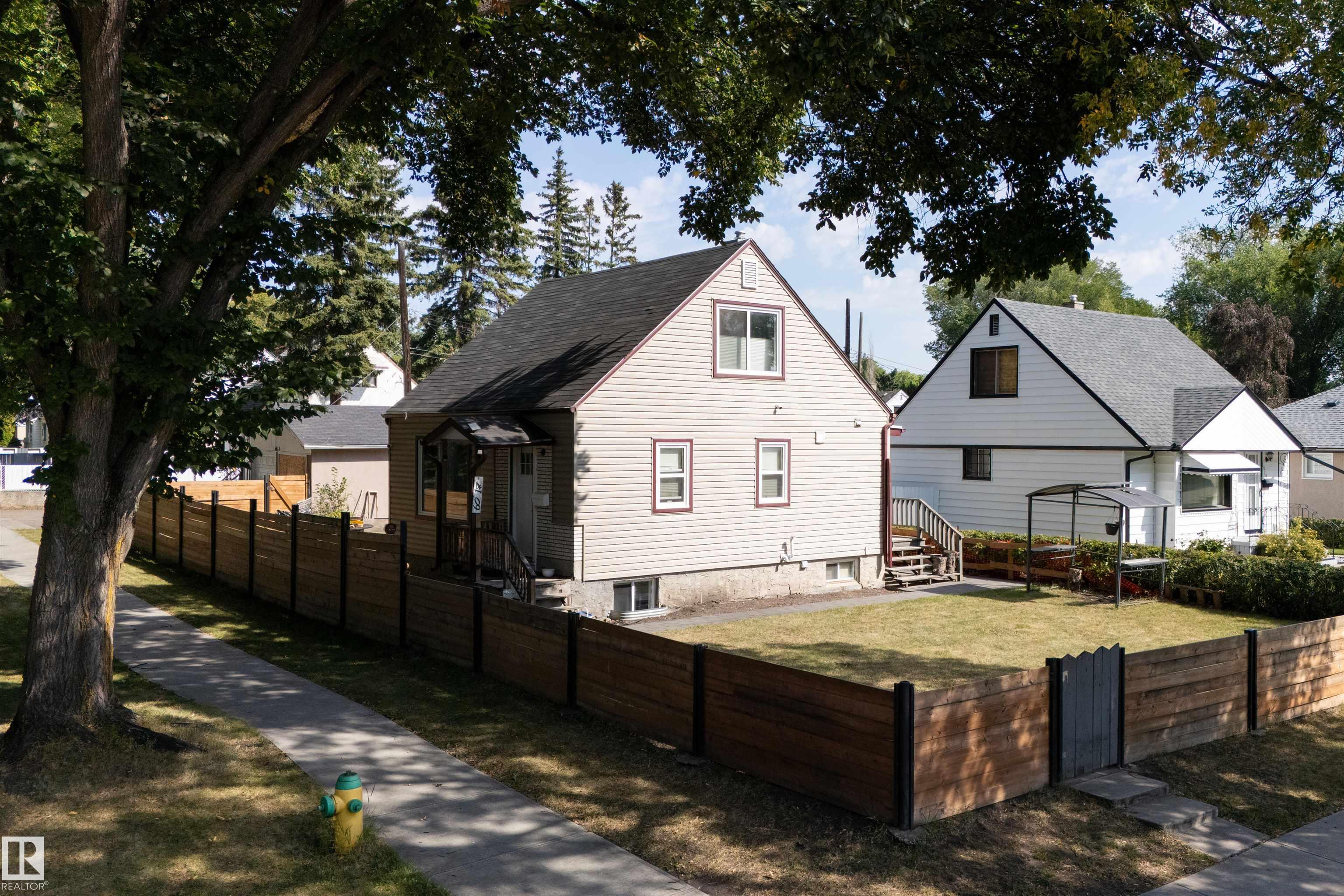 Picture for 6014 120 AV NW