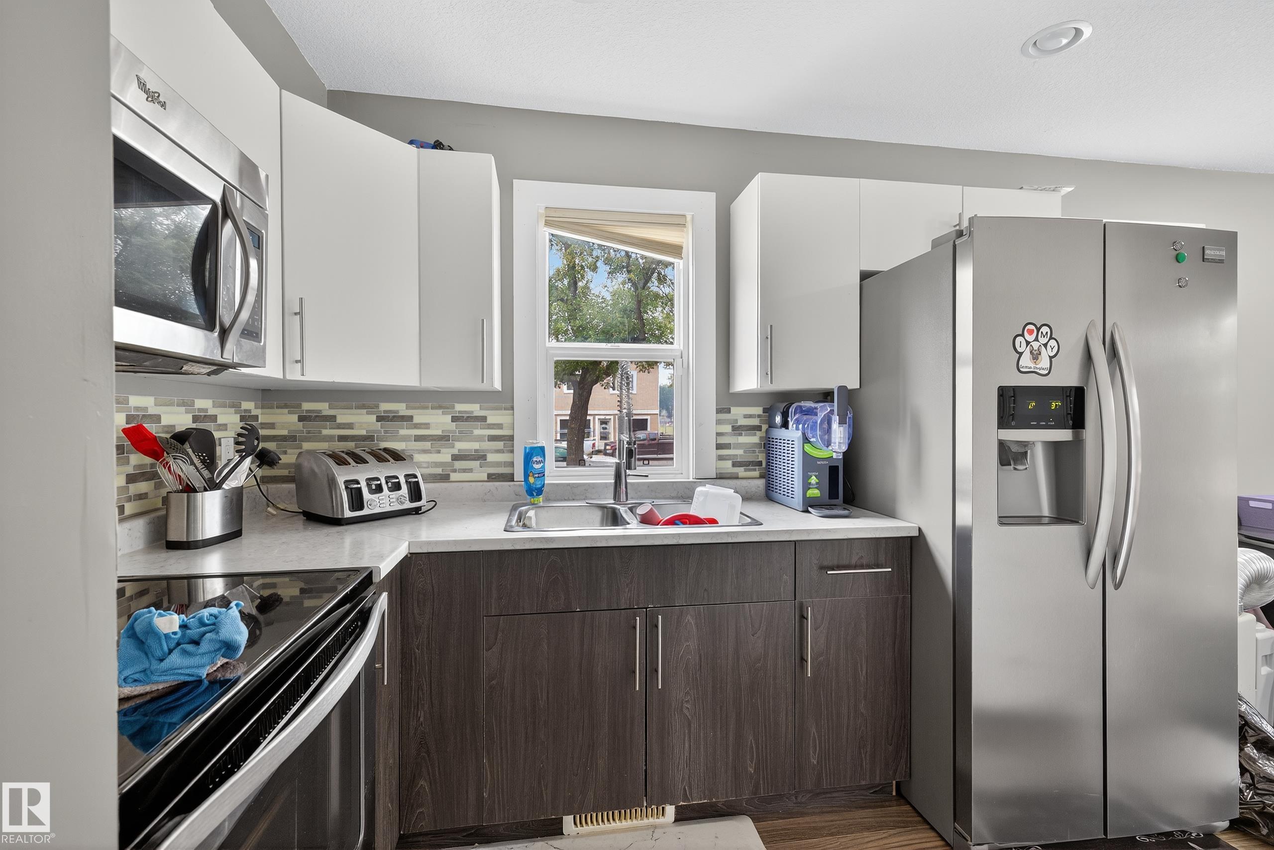 Picture for 6014 120 AV NW