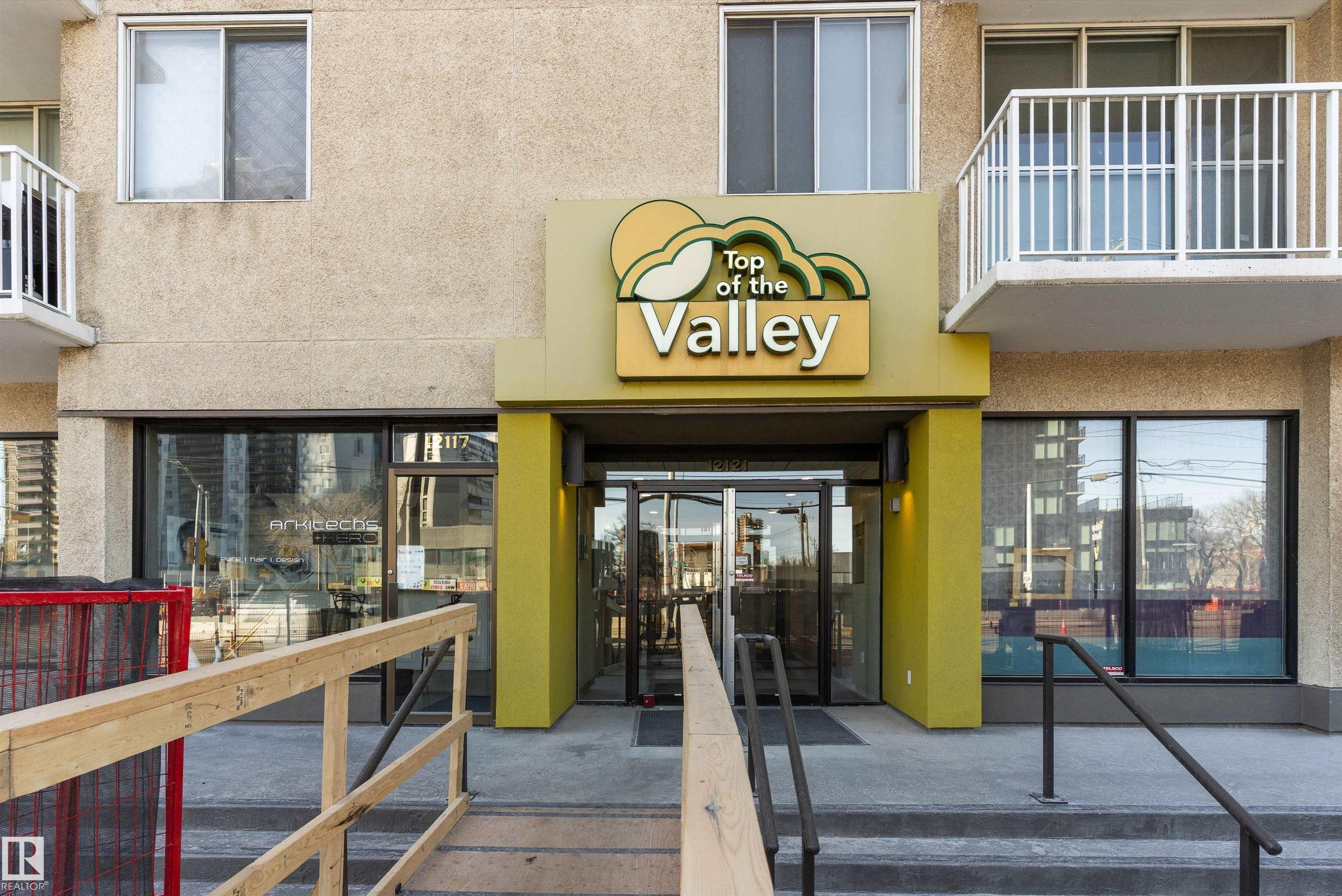 1002 - 12121 Jasper Avenue NW, Wîhkwêntôwin, Edmonton