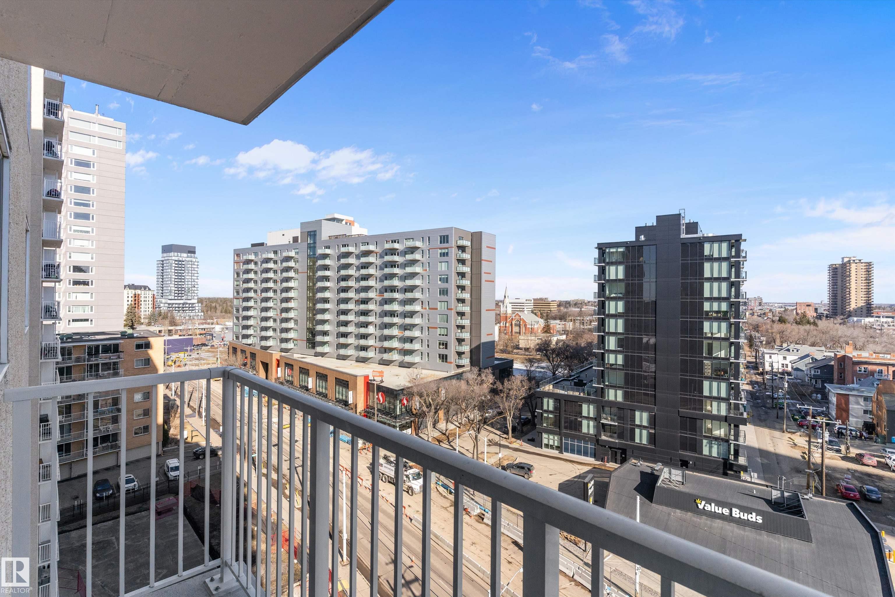 Photo 19 at 1002 - 12121 Jasper Avenue NW, Wîhkwêntôwin, Edmonton