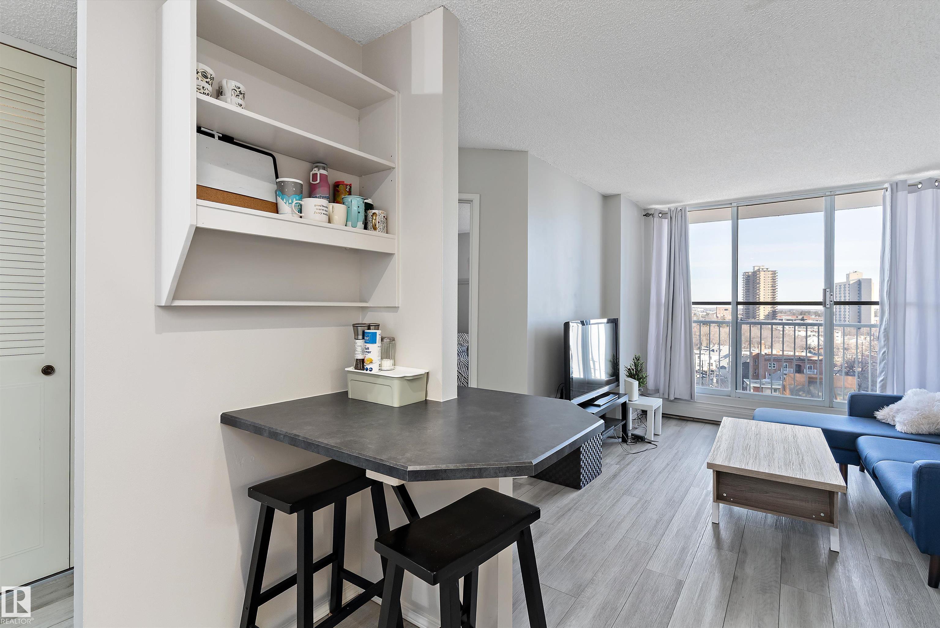 Photo 9 at 1002 - 12121 Jasper Avenue NW, Wîhkwêntôwin, Edmonton