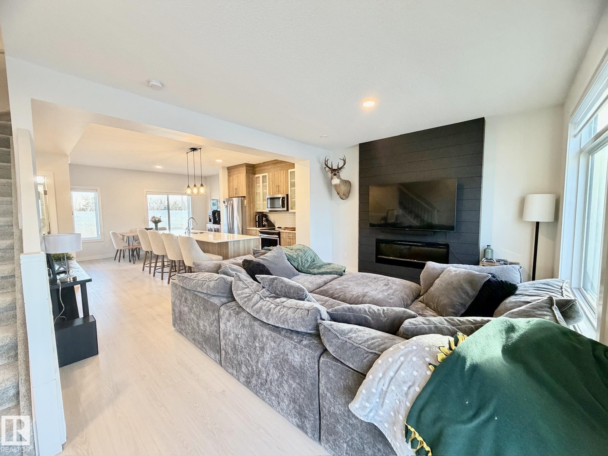 Photo 17 at 2 - 1010 Rabbit Hill Road SW, Glenridding Heights, Edmonton