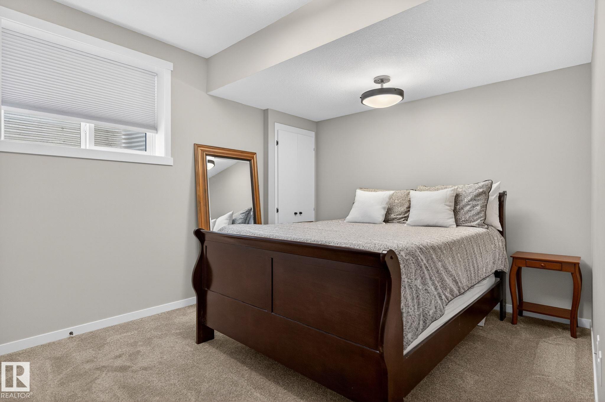 https://zimg.paragon.ice.com/ParagonImages/Property/PM/RAE/225394984/46/0/0/d9669bffd91c1344b28a2386a04b0e39/1/f4a26426f8d30d91b6a310864796f5e5/225394984-85b57305-0f96-415a-8a41-452f56dc4da5.JPG