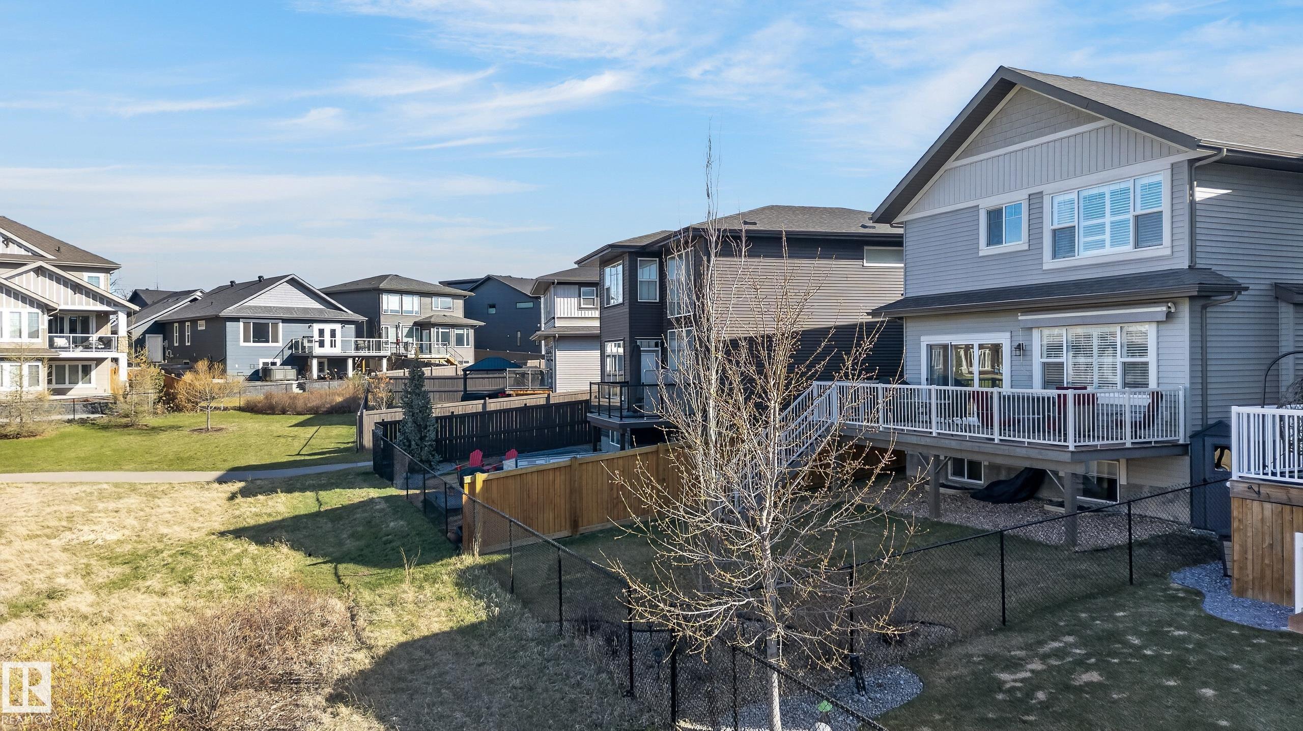 https://zimg.paragon.ice.com/ParagonImages/Property/PM/RAE/225394984/48/0/0/bef08656e4e755110d7317e4fbc8e1a8/1/f4a26426f8d30d91b6a310864796f5e5/225394984-94cc0a3f-75ba-4127-86ce-c565a1e68843.JPG