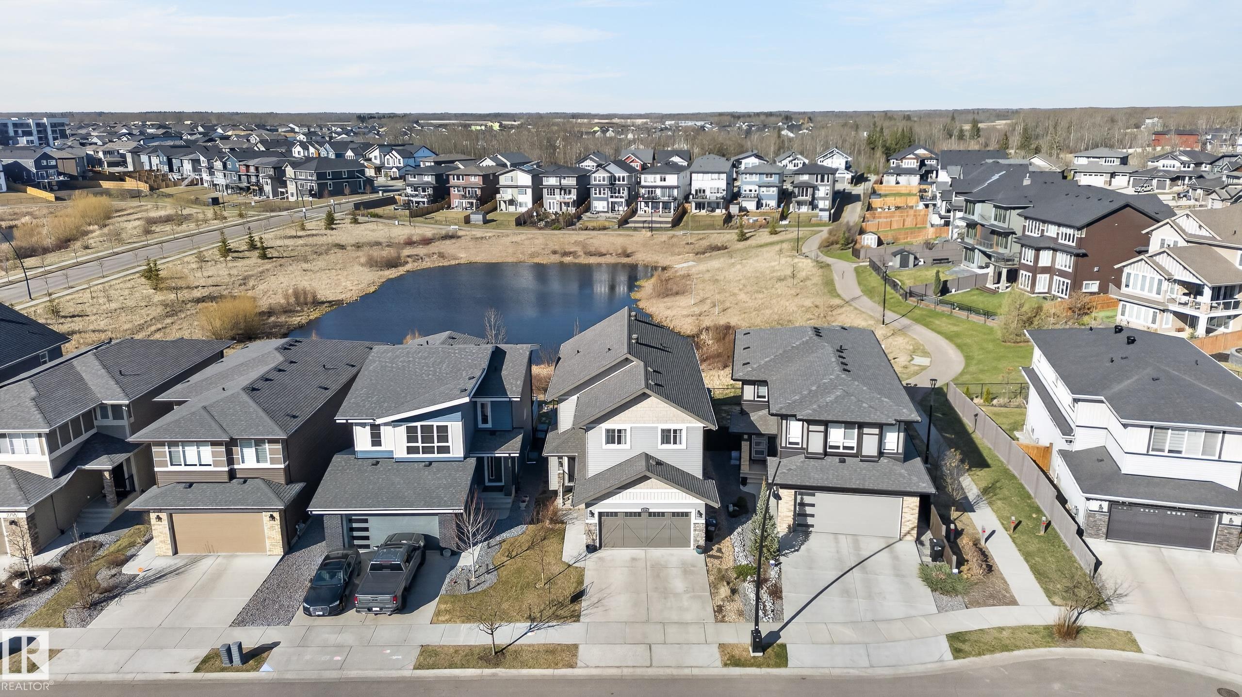 https://zimg.paragon.ice.com/ParagonImages/Property/PM/RAE/225394984/51/0/0/c7fa7fac0d1b70fe744c95c343dcec23/1/f4a26426f8d30d91b6a310864796f5e5/225394984-e6da5701-79c7-4341-8b64-f9b56f467fad.JPG