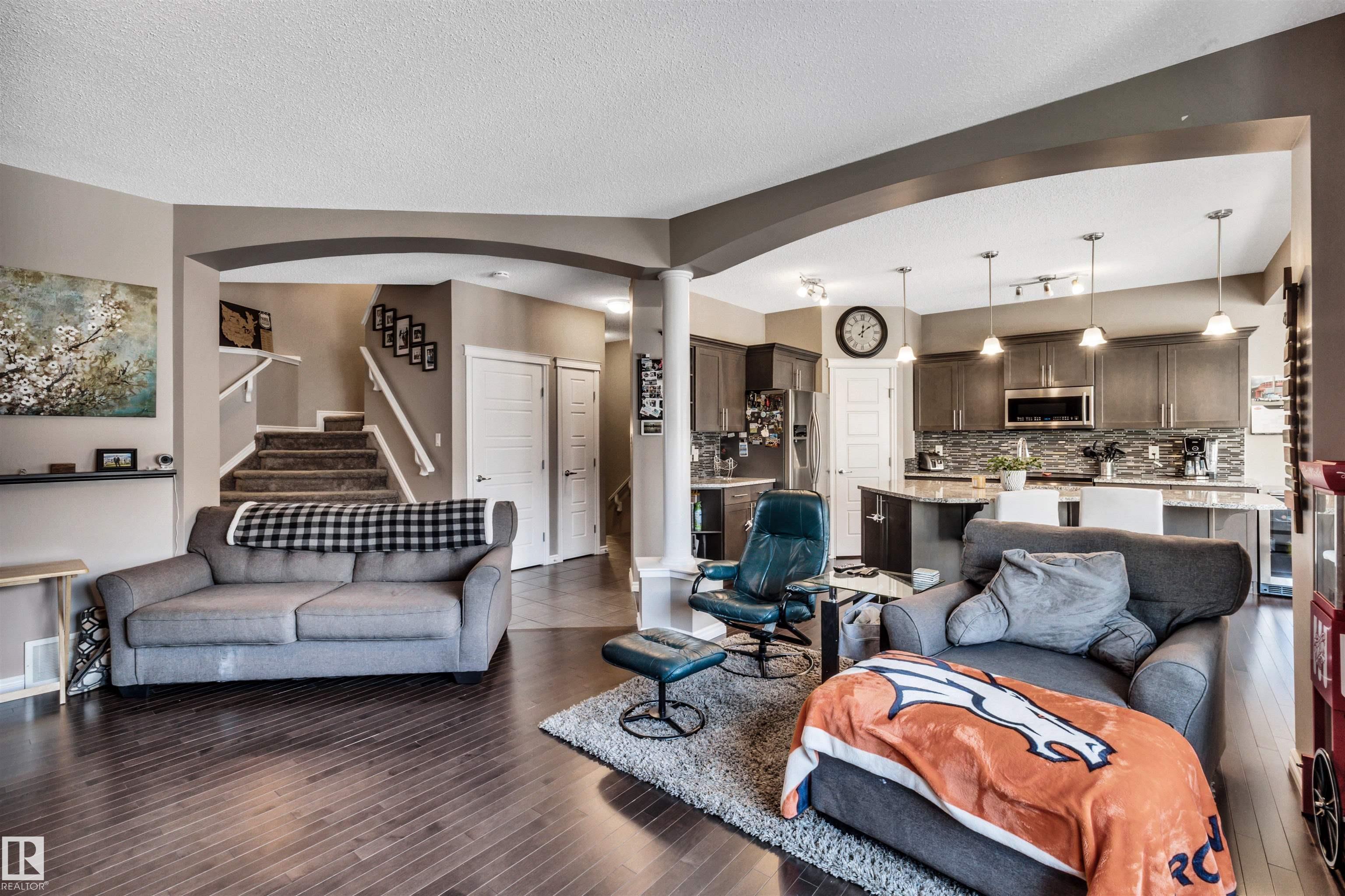 Photo 7 at 1539 Chapman Way SW, Chappelle Area, Edmonton