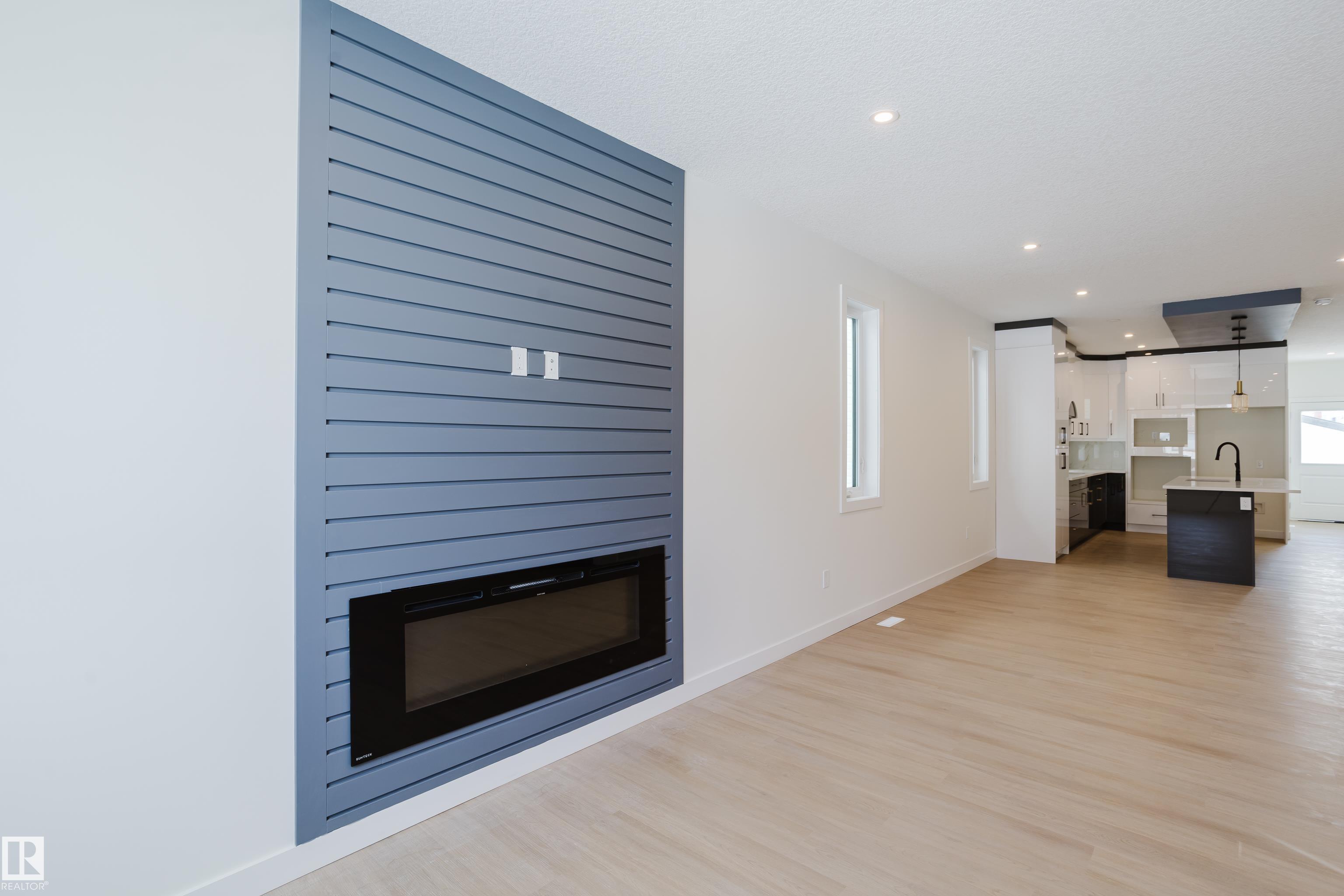 Photo 13 at 9707 157 Street NW, Glenwood, Edmonton