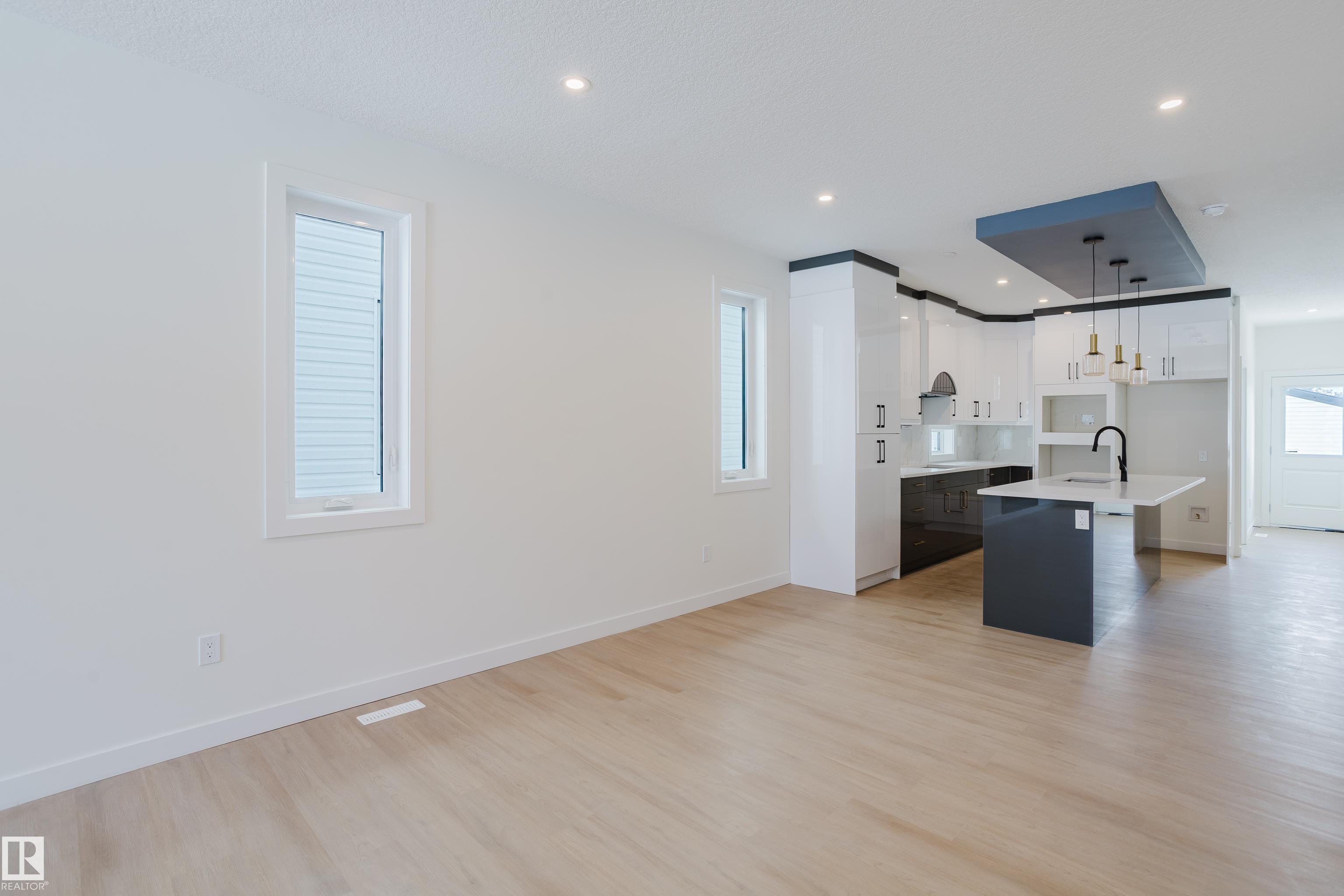 Photo 14 at 9707 157 Street NW, Glenwood, Edmonton