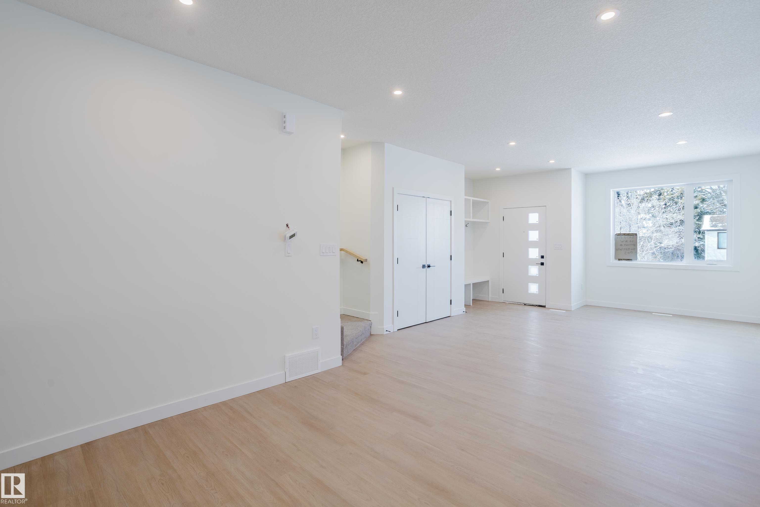 Photo 16 at 9707 157 Street NW, Glenwood, Edmonton