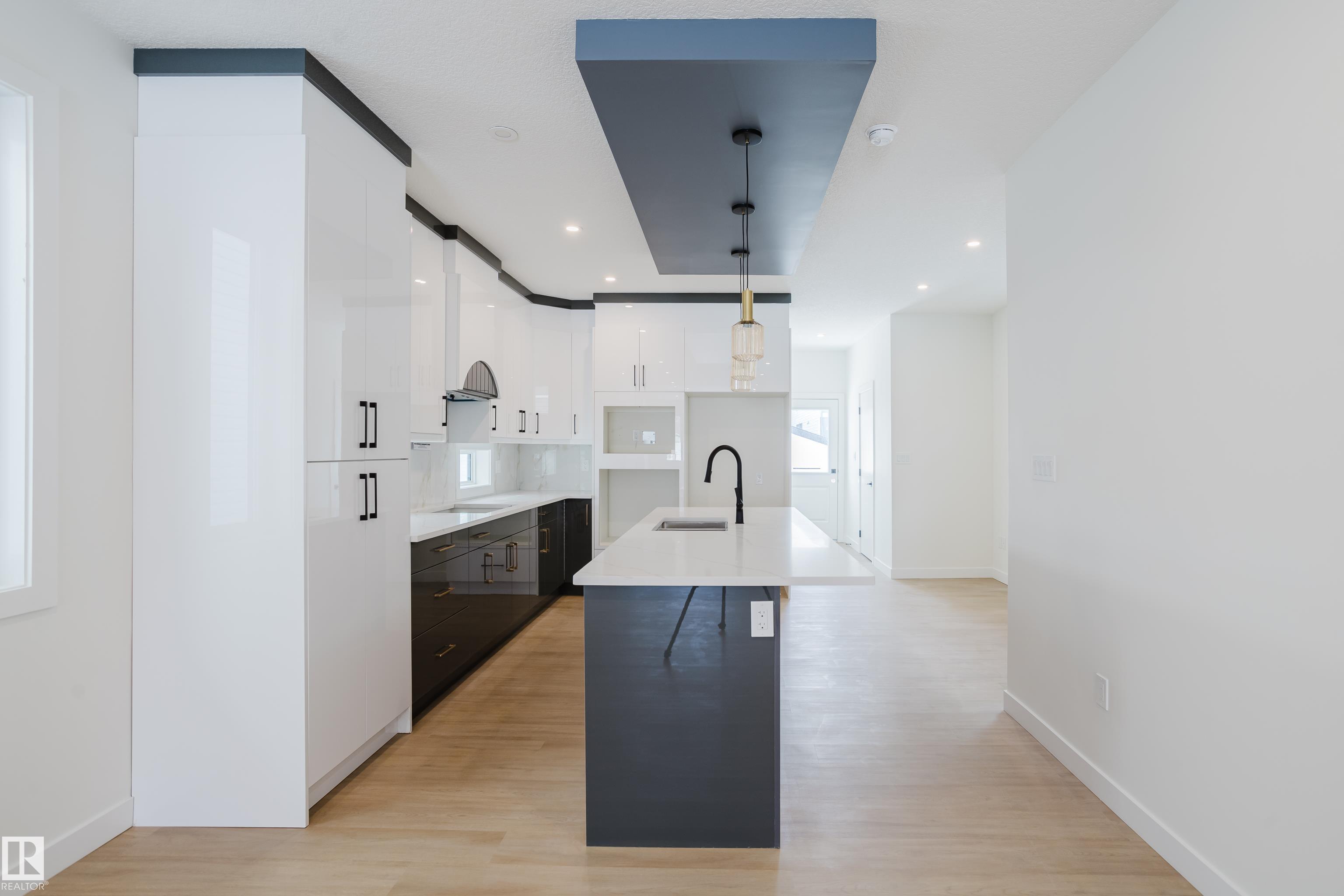 Photo 18 at 9707 157 Street NW, Glenwood, Edmonton