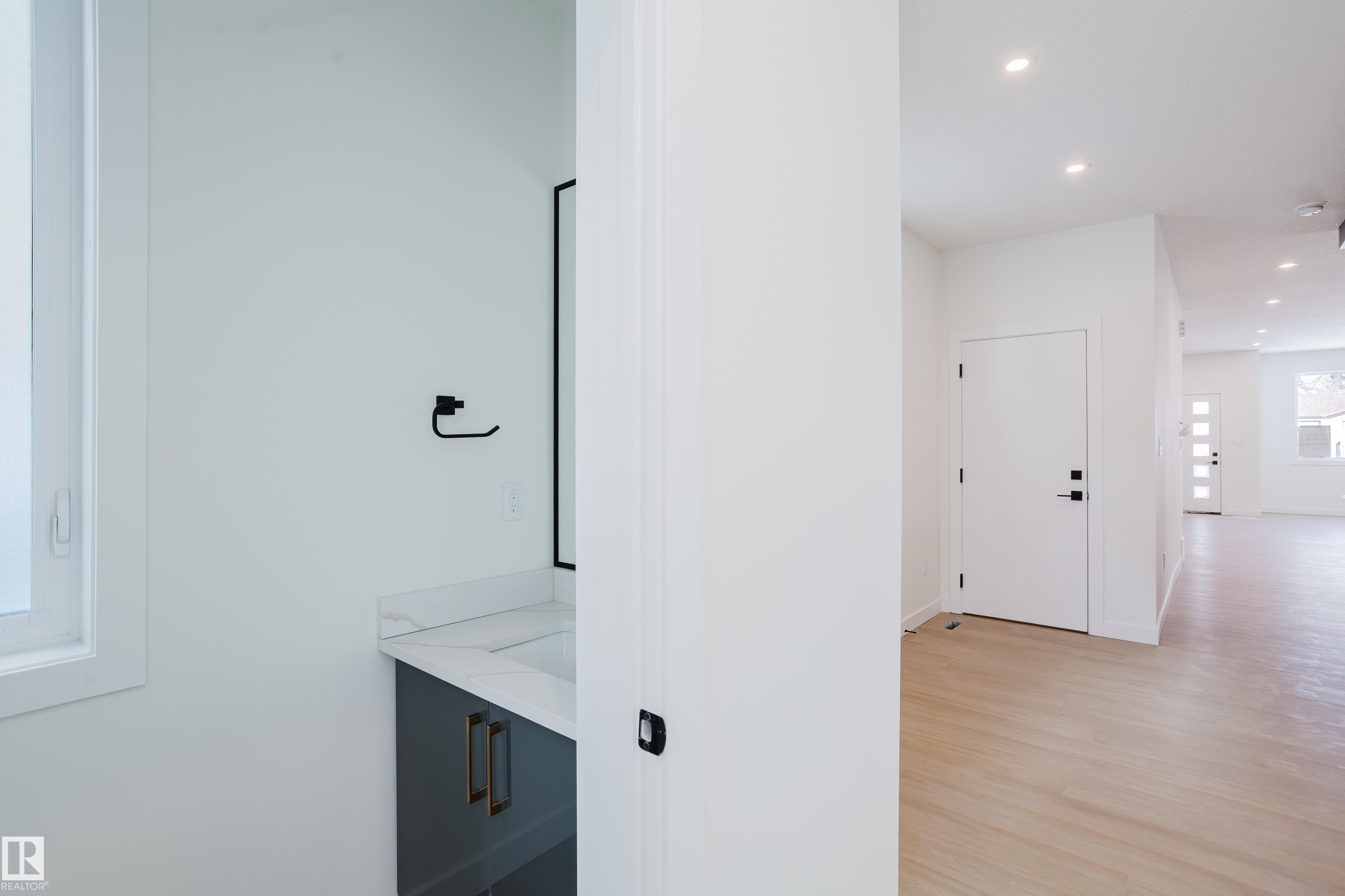 Photo 30 at 9707 157 Street NW, Glenwood, Edmonton