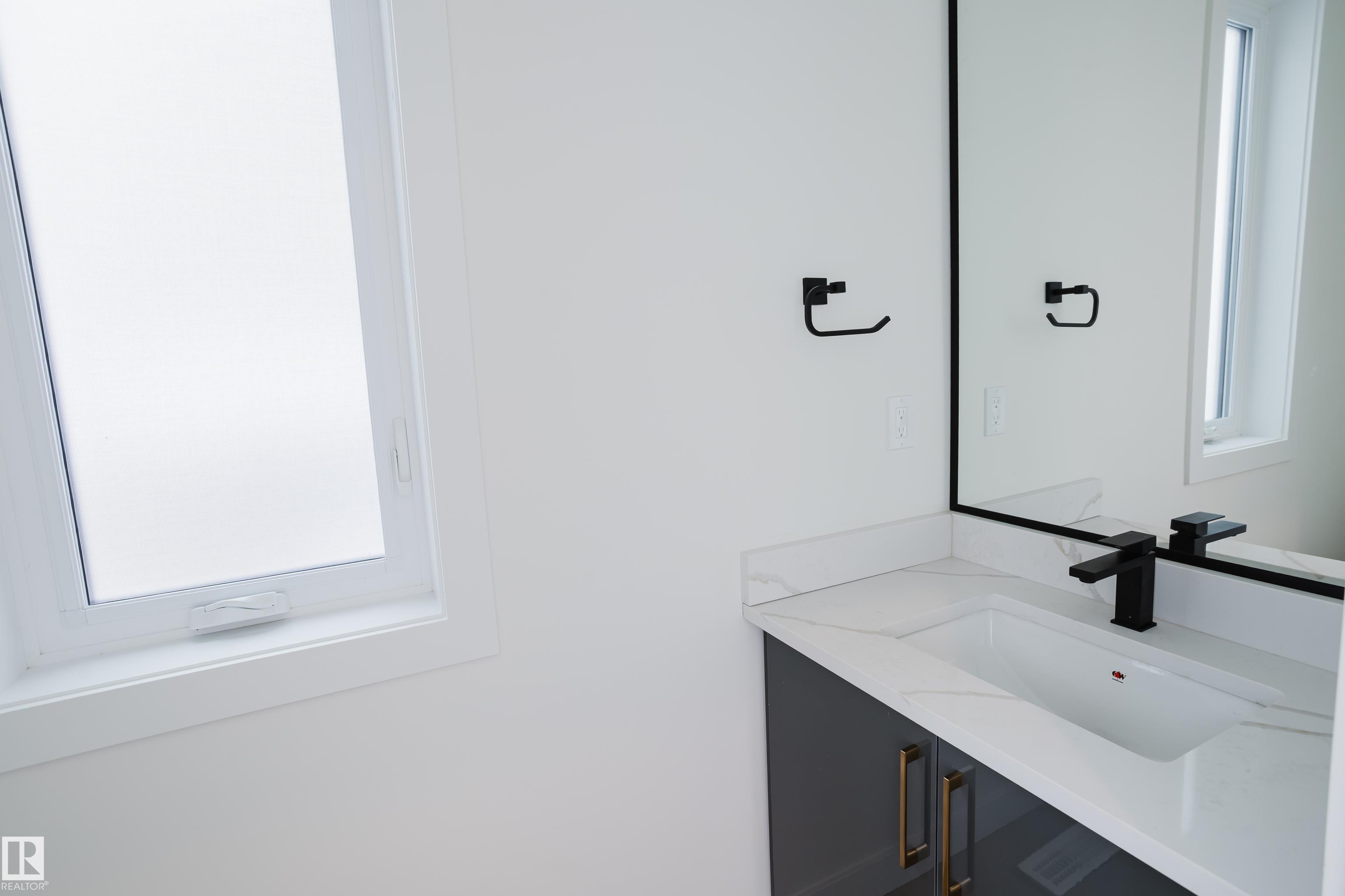 Photo 31 at 9707 157 Street NW, Glenwood, Edmonton