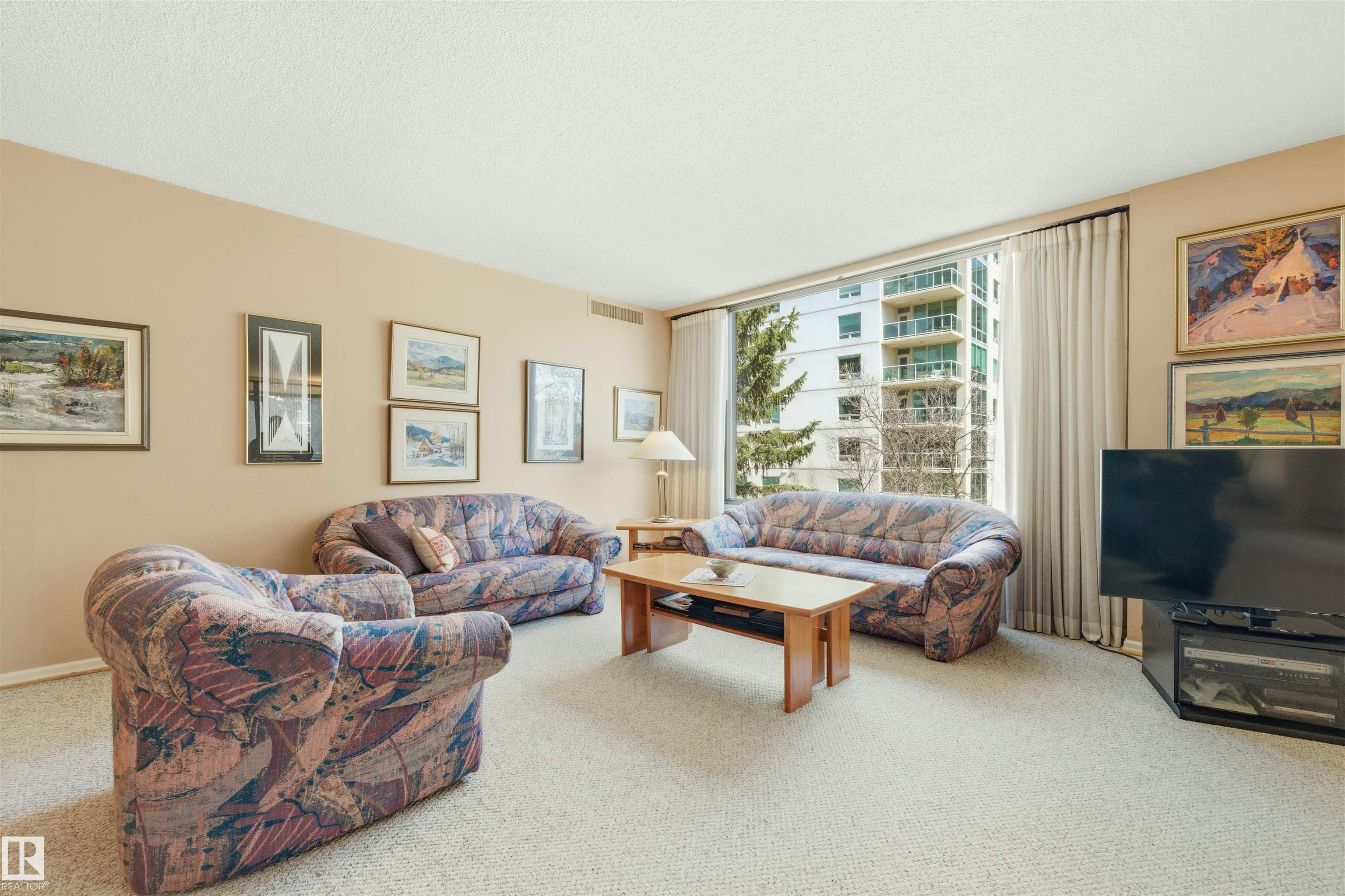 Picture for #4C 10050 118 ST NW