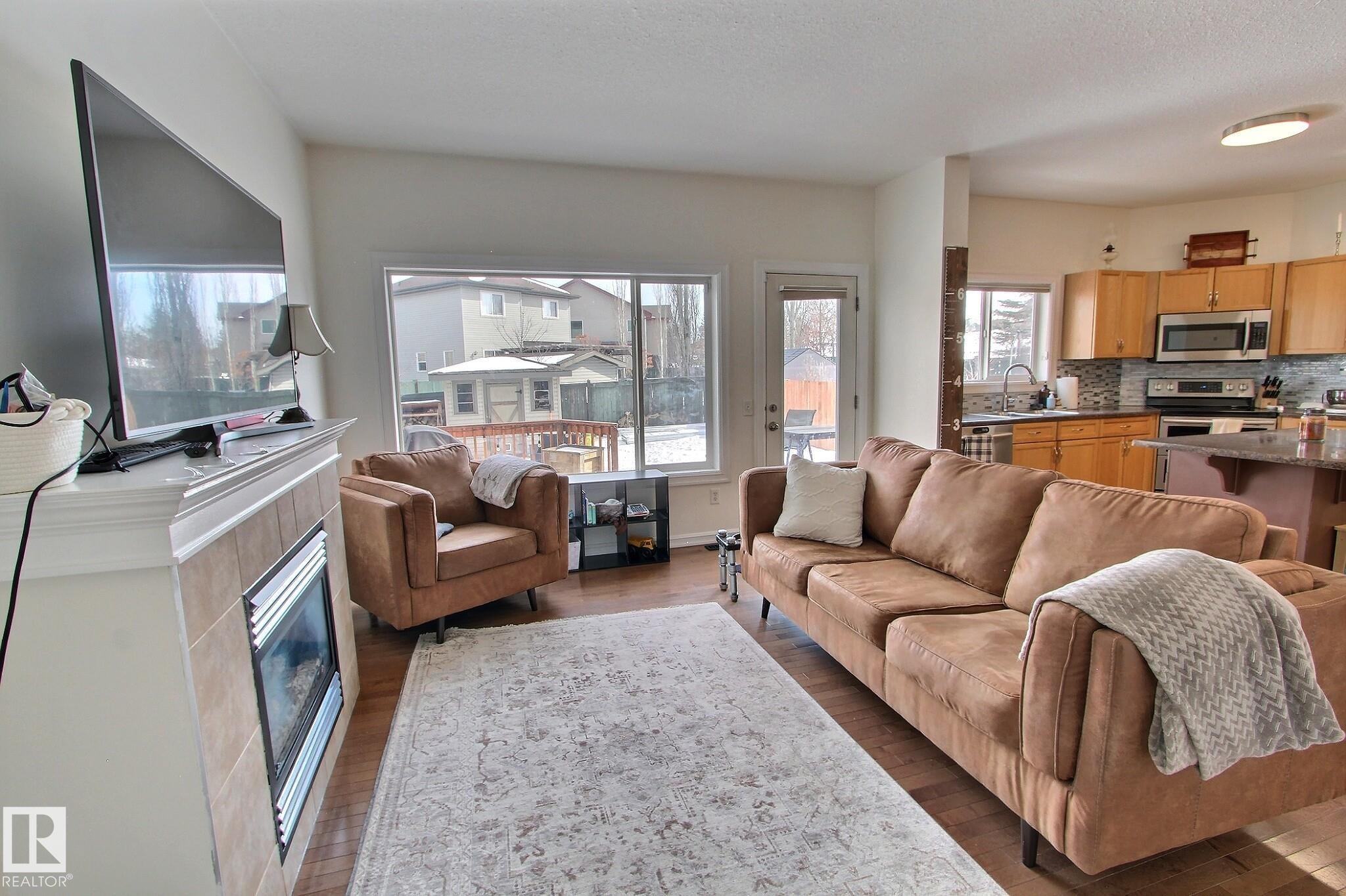 Photo 10 at 38 Vernon Street, Spruce Village, Spruce Grove