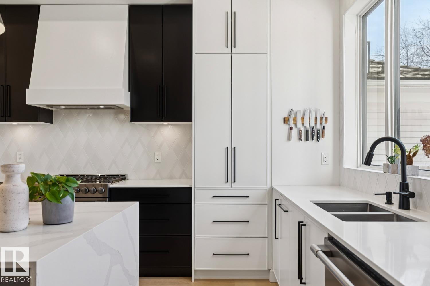 Photo 15 at 11146 62 Street NW, Highlands, Edmonton