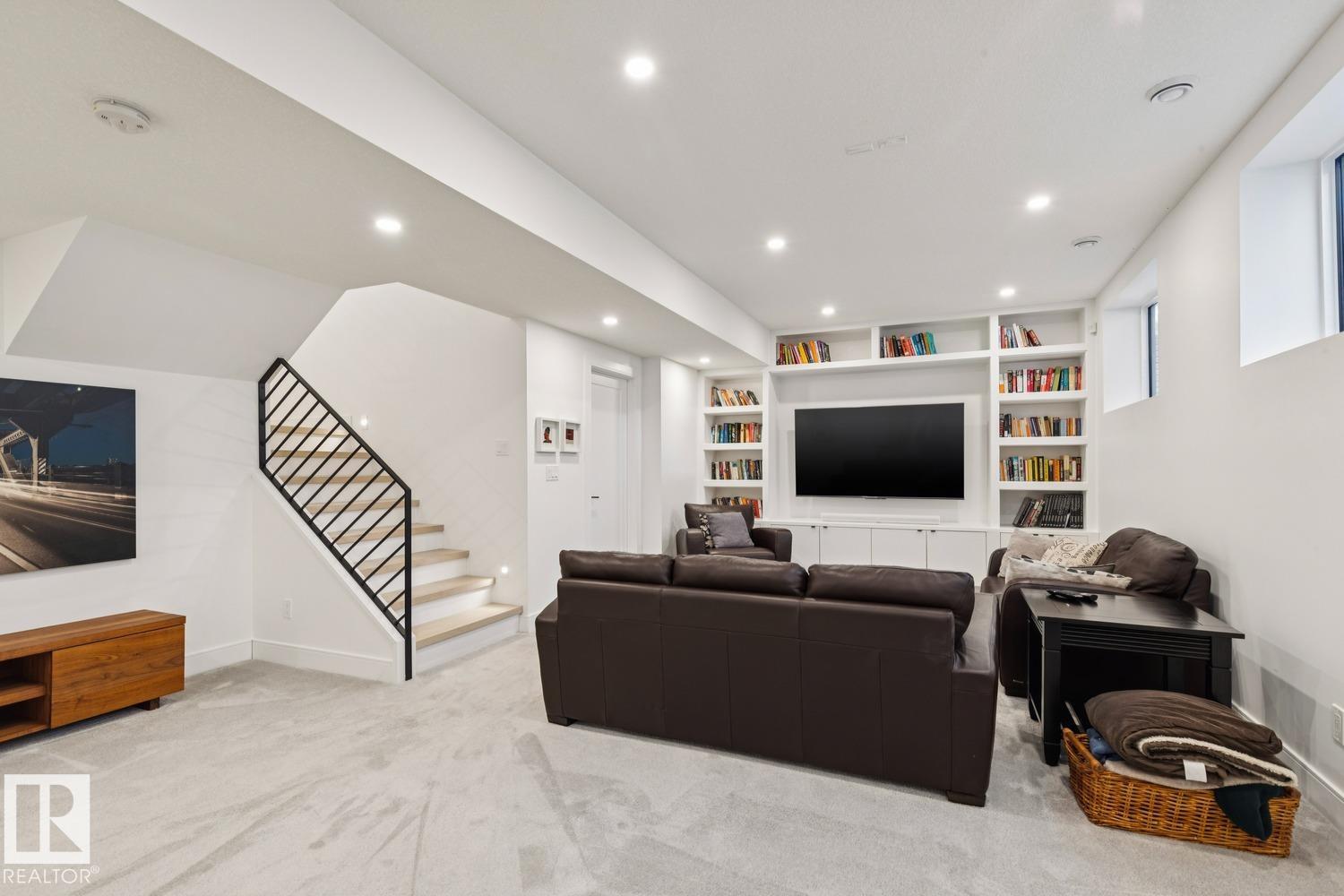 Photo 40 at 11146 62 Street NW, Highlands, Edmonton