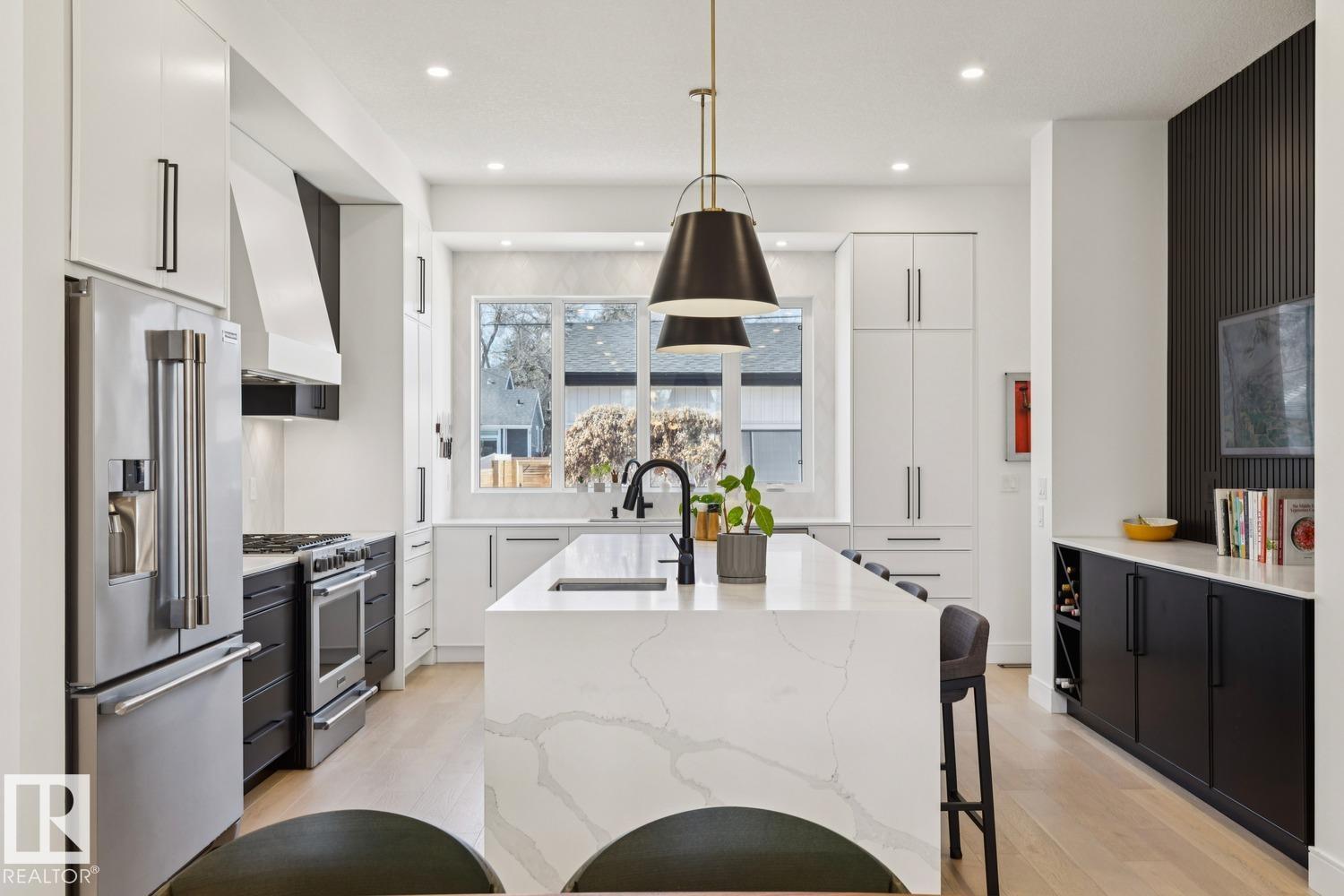 Photo 9 at 11146 62 Street NW, Highlands, Edmonton