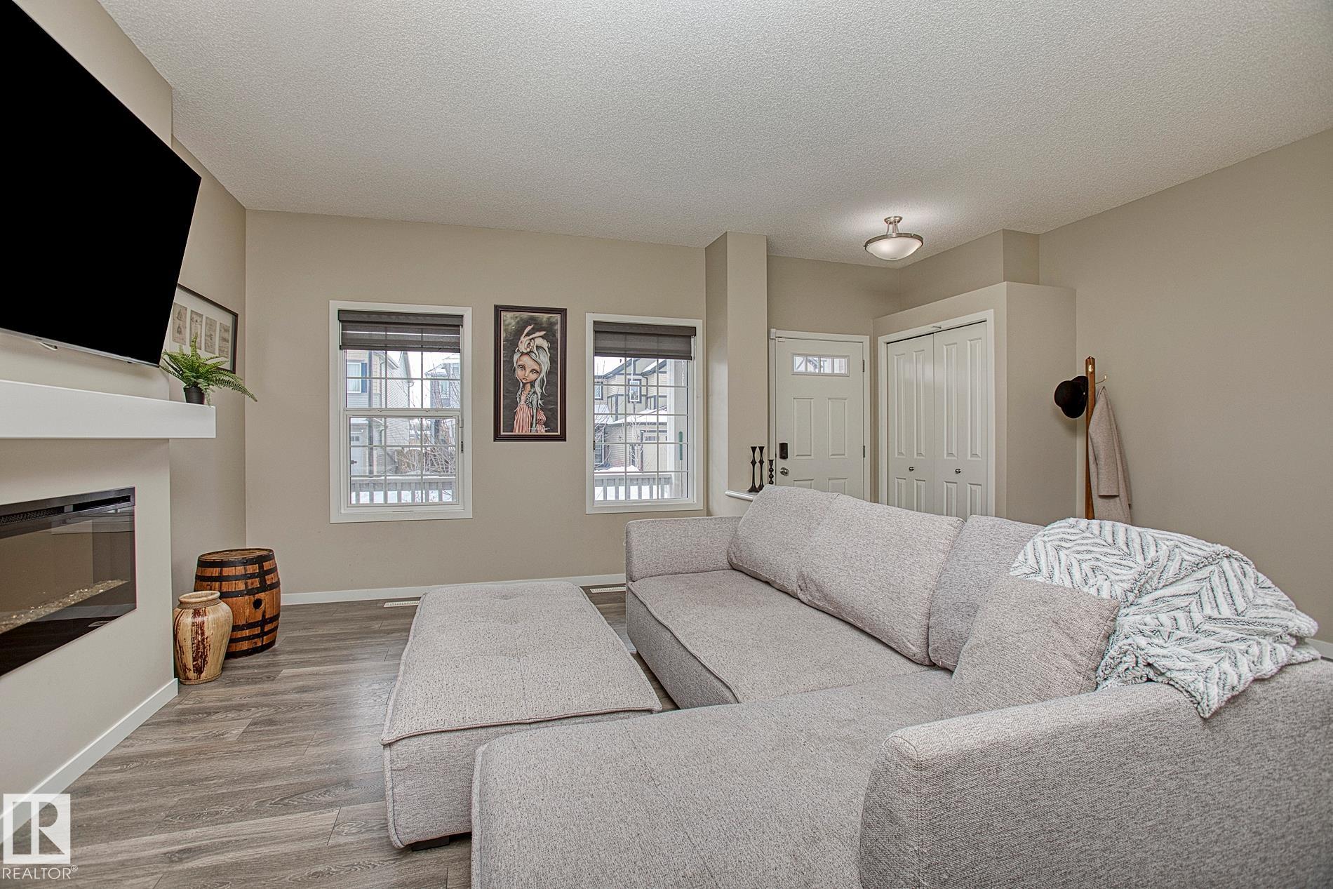 Picture for 7718 EIFERT CR NW