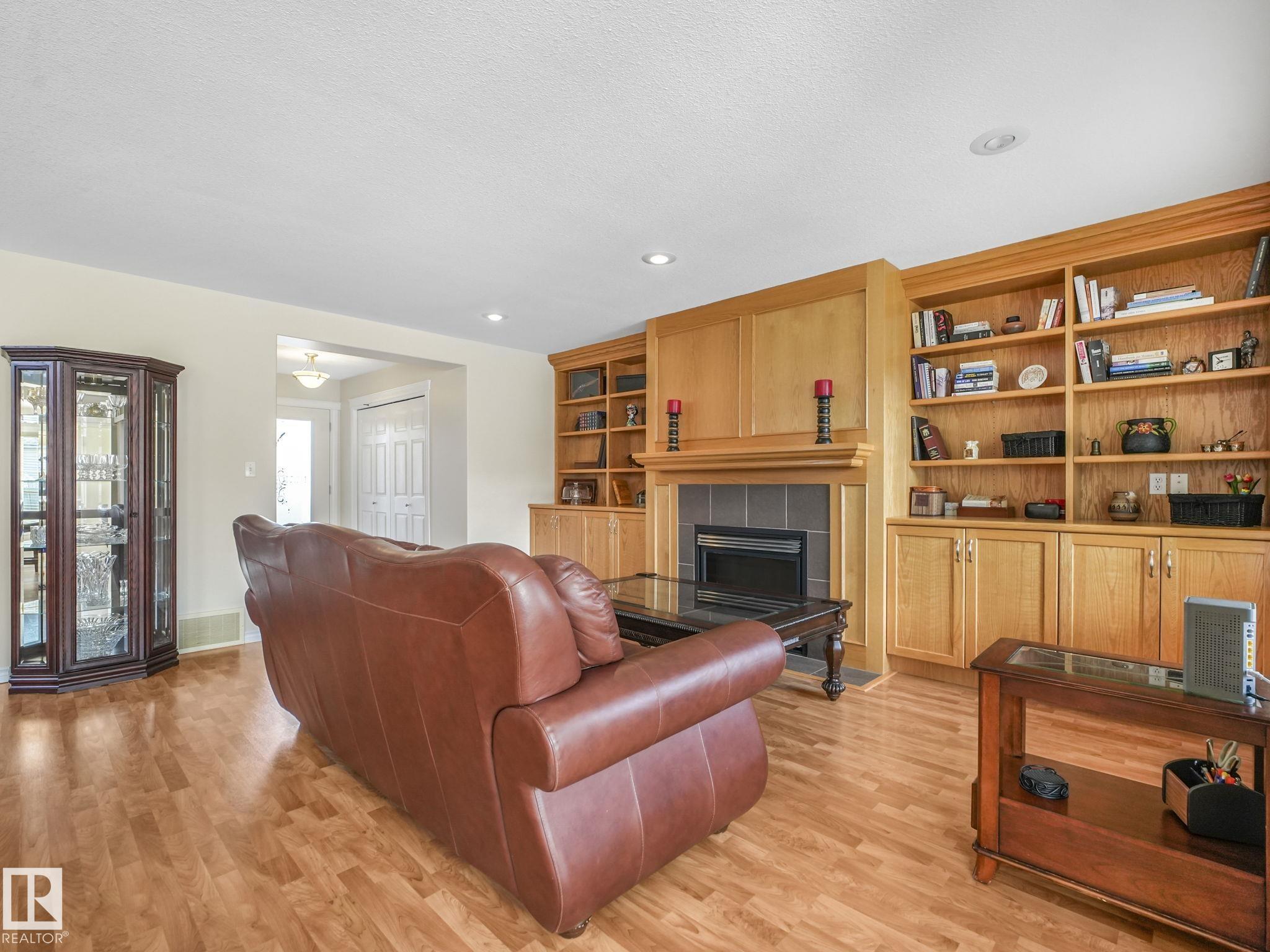 Photo 6 at 25 Ridgebrook Way, The Ridge, Sherwood Park