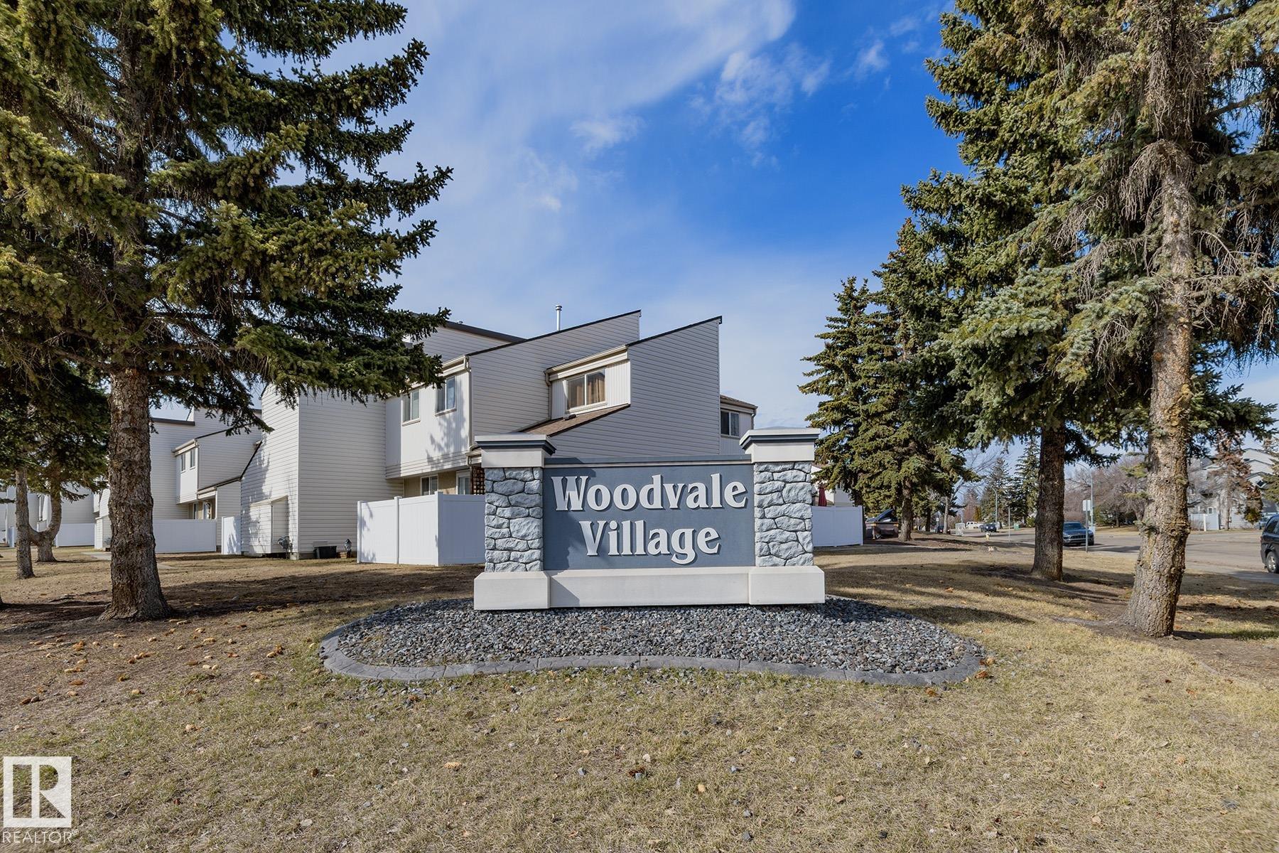 37 Woodvale Village NW, Greenview, Edmonton