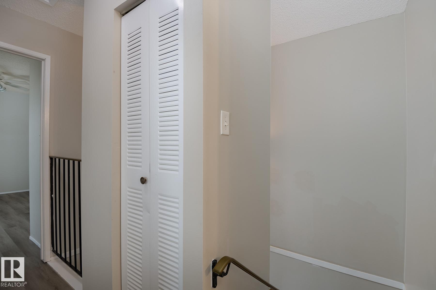 Photo 20 at 37 Woodvale Village NW, Greenview, Edmonton