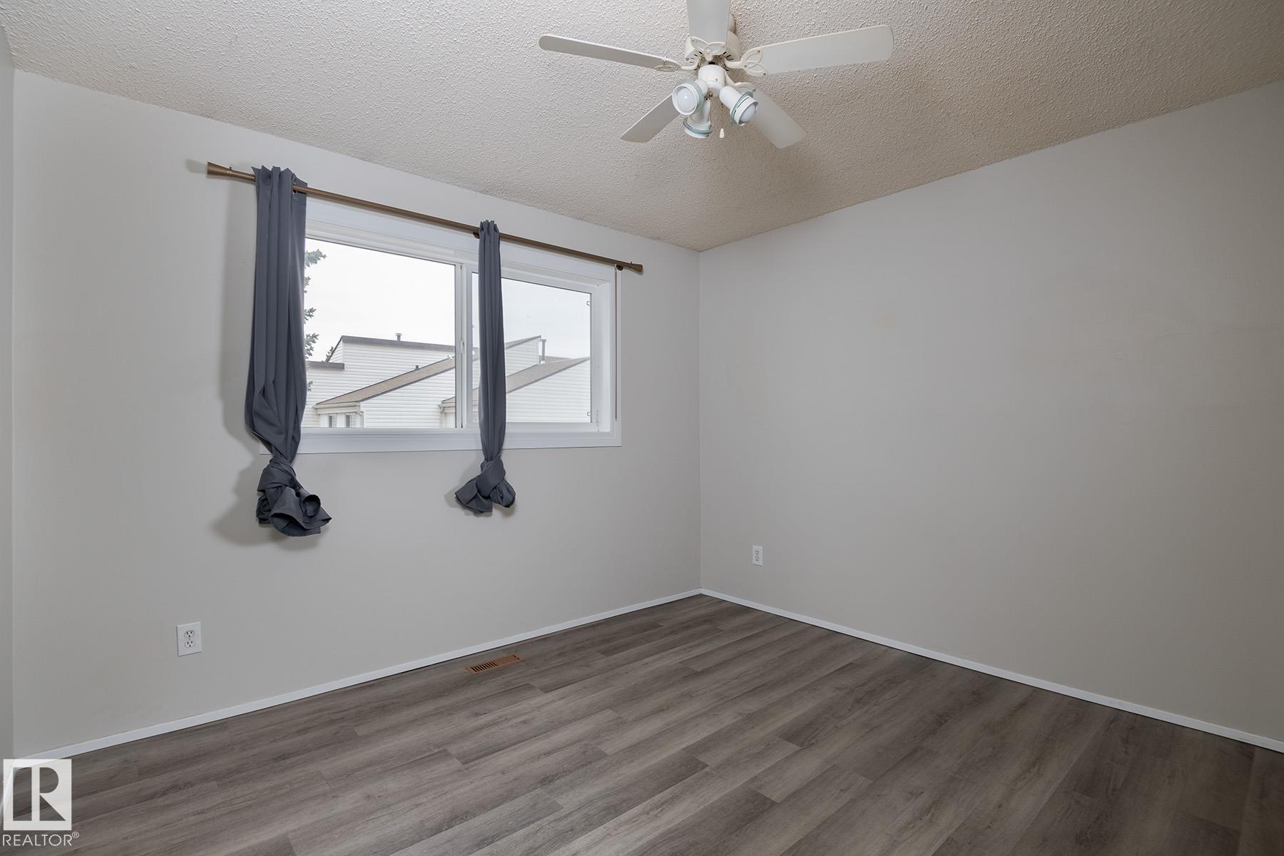 Photo 22 at 37 Woodvale Village NW, Greenview, Edmonton